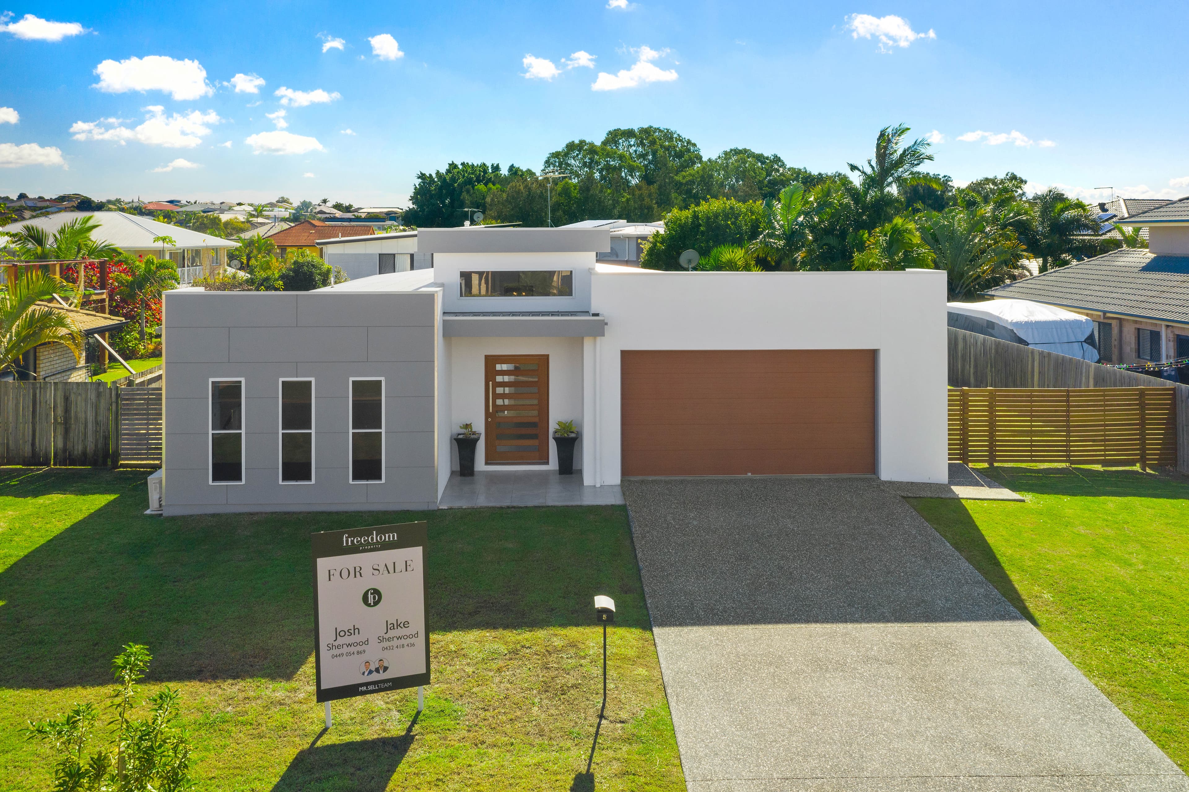 5 Saint Clair Court, Redland Bay, Redland Bay - Image 1