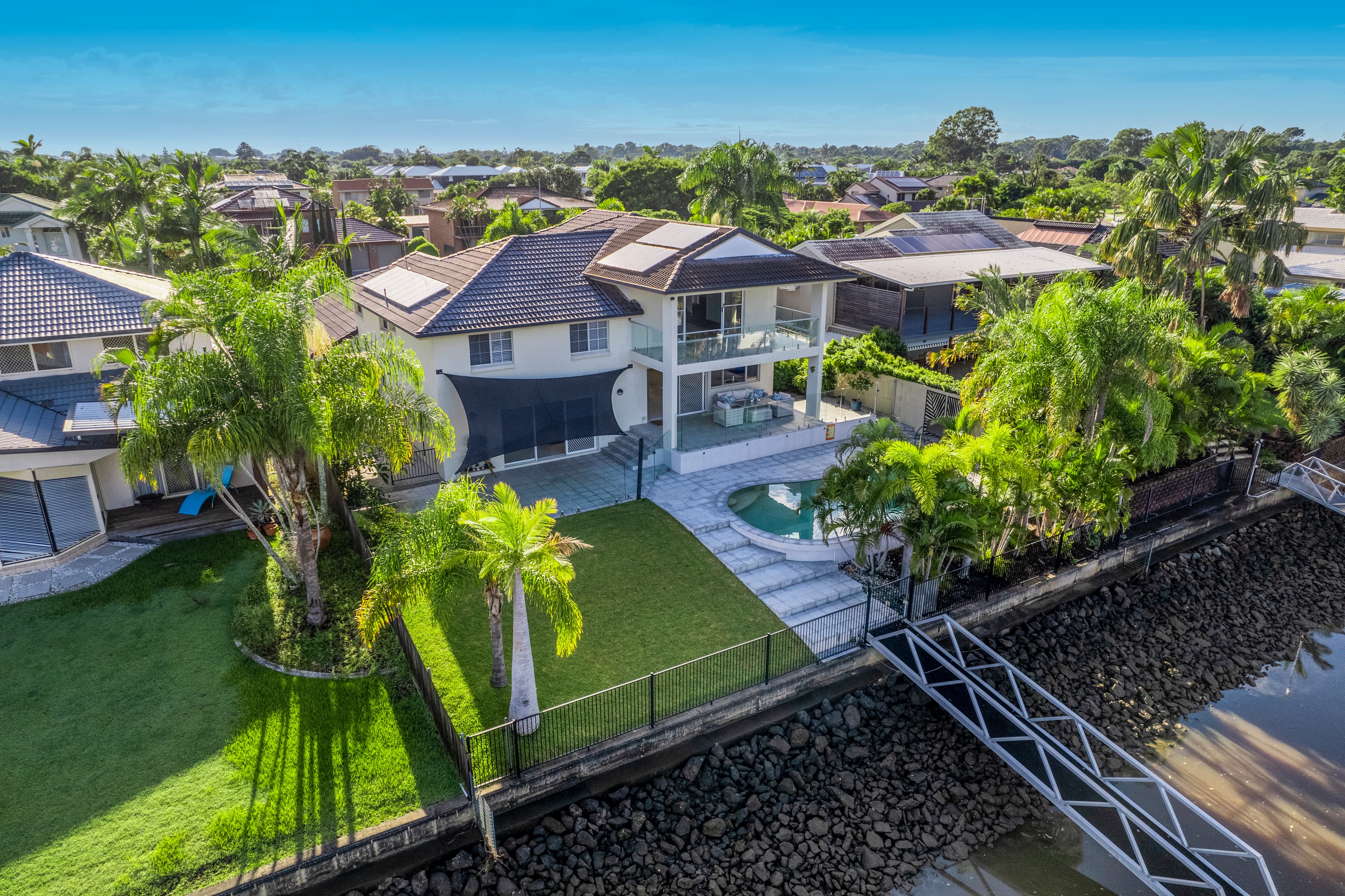 47 Dorsal Drive, Birkdale, Birkdale - Thumbnail 2