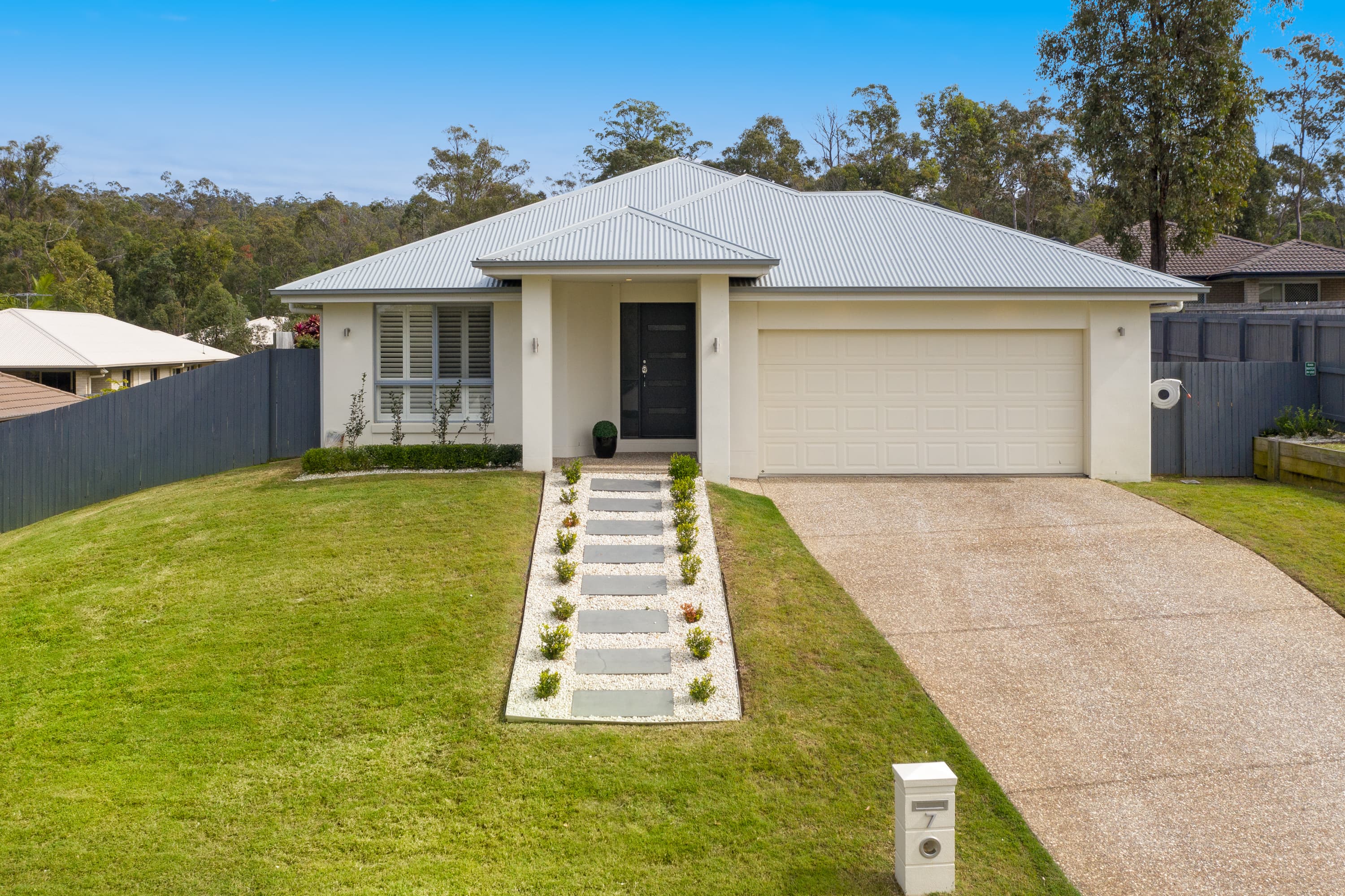 7 Bellflower Crescent, Mount Cotton, Mount Cotton - Image 1