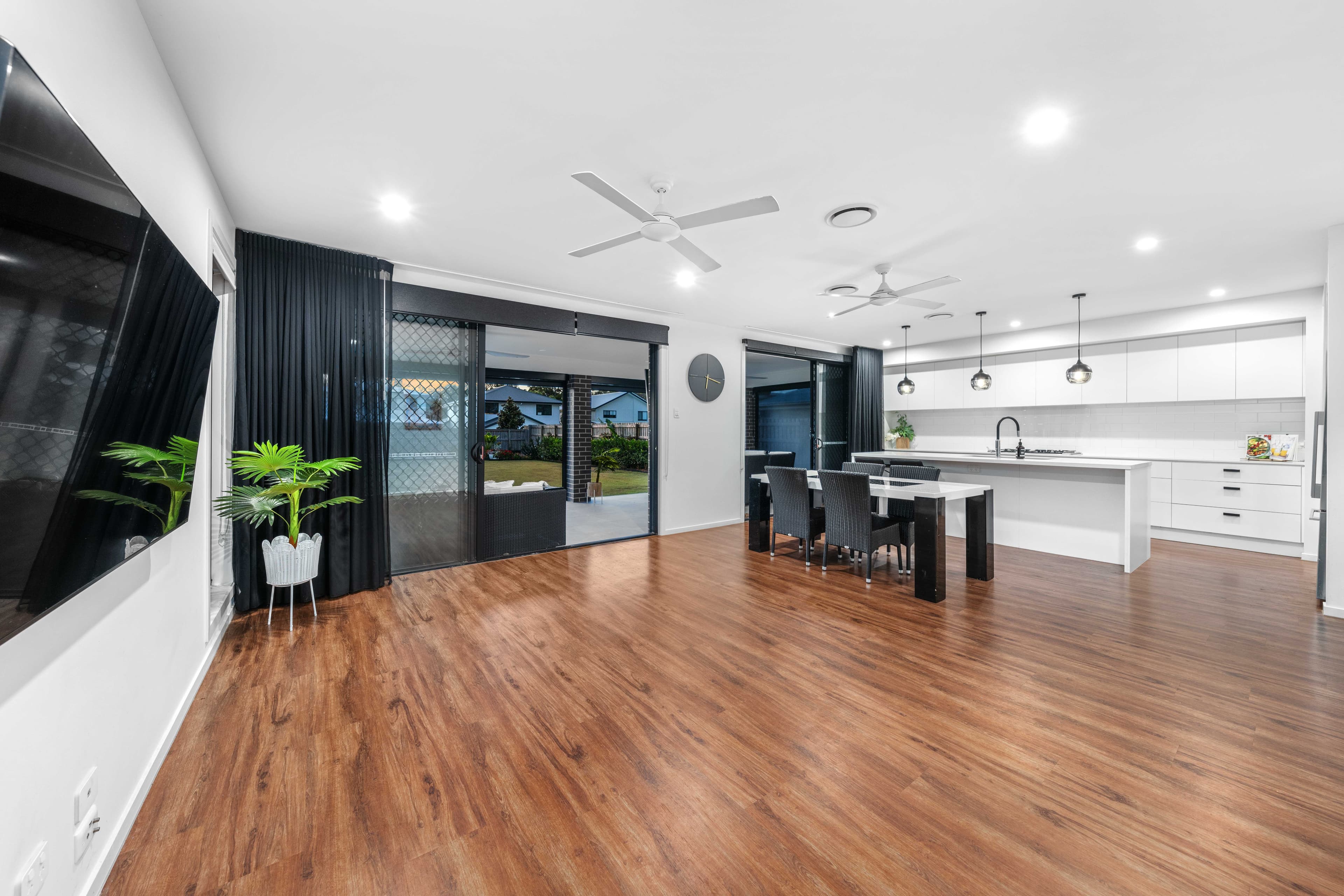 16 Rose Street, Ormiston, Ormiston - Thumbnail 5