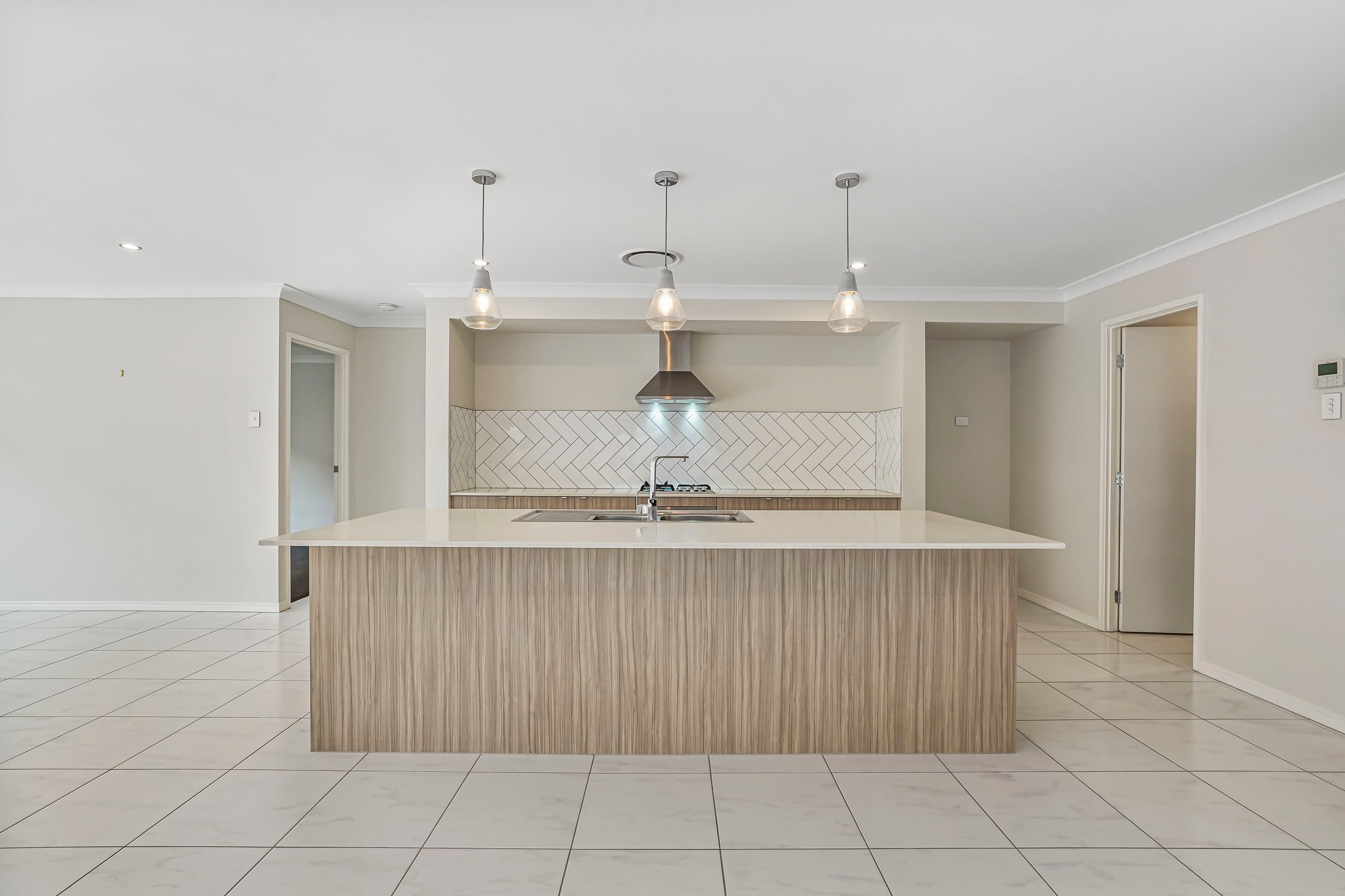 37 Condamine Crescent, Thornlands, Thornlands - Thumbnail 4