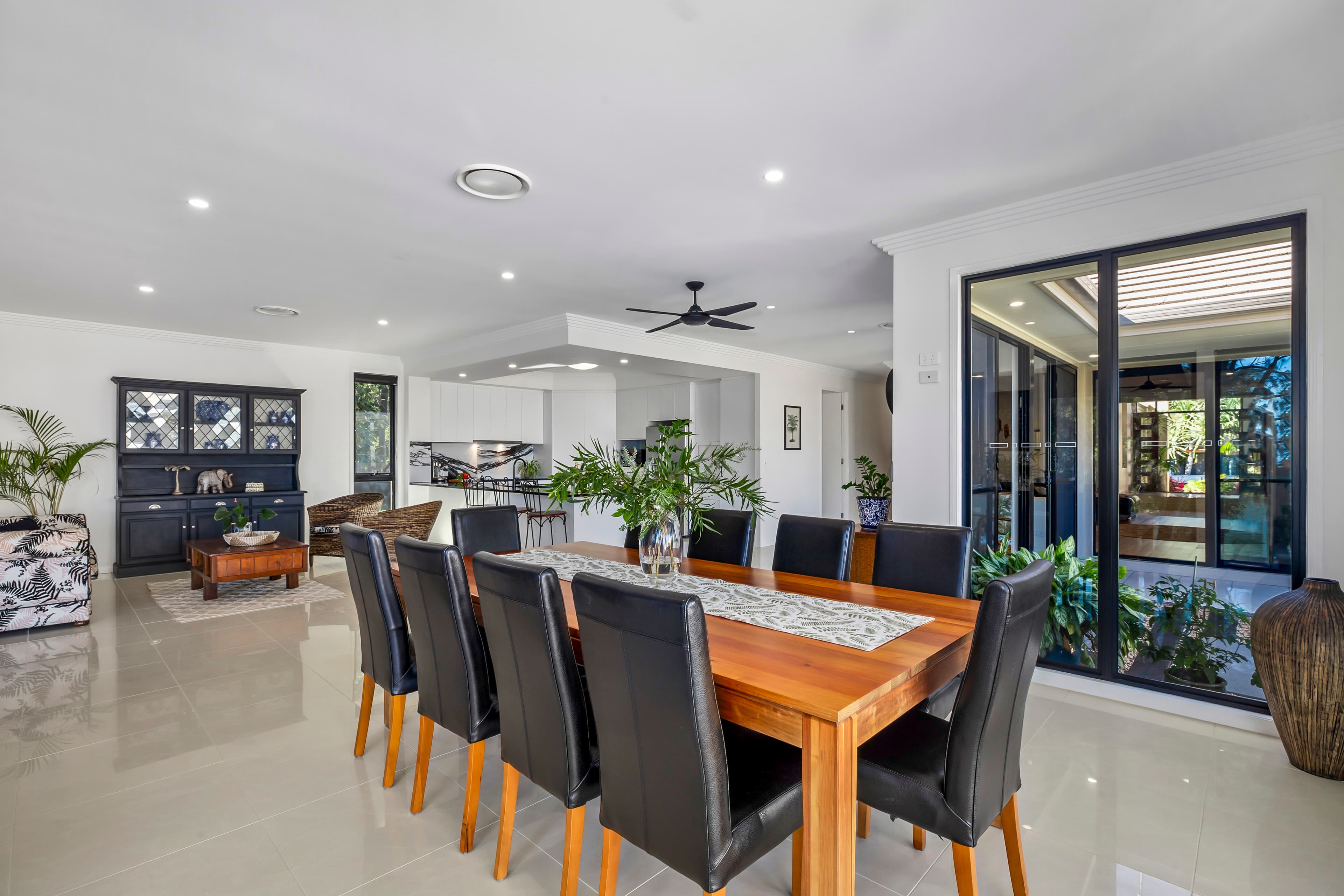 14 Veerings Crescent, Twin Waters, Twin Waters - Thumbnail 8