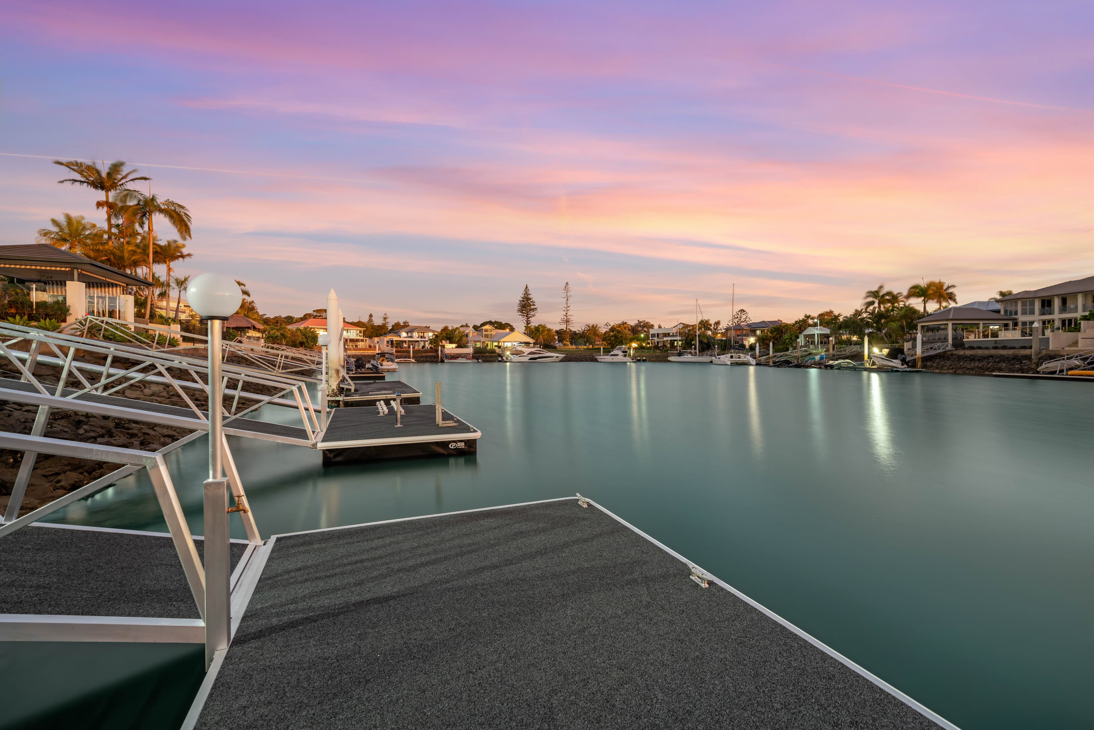 17 Carling Court, Raby Bay, Raby Bay - Thumbnail 7