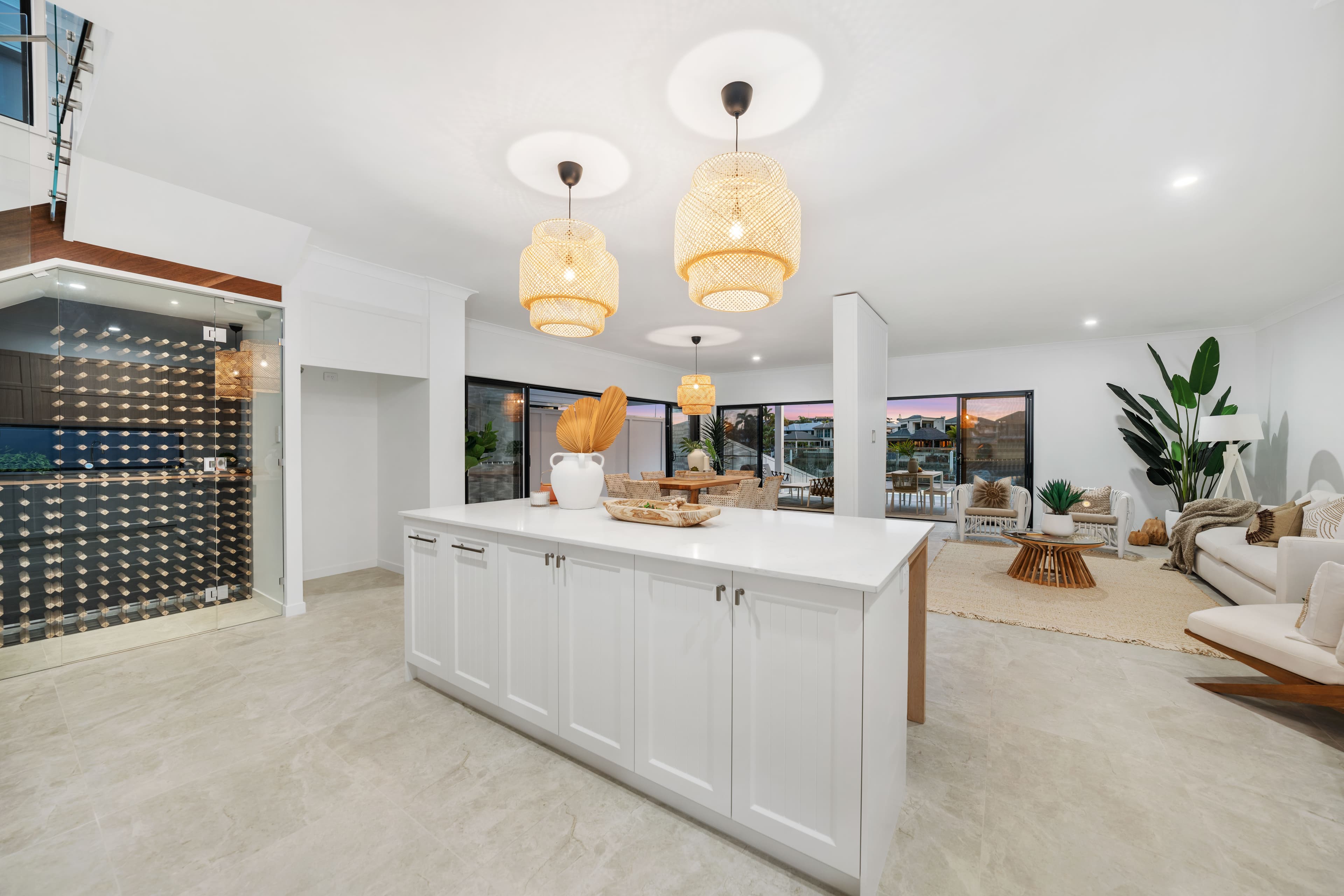 17 Carling Court, Raby Bay, Raby Bay - Image 1