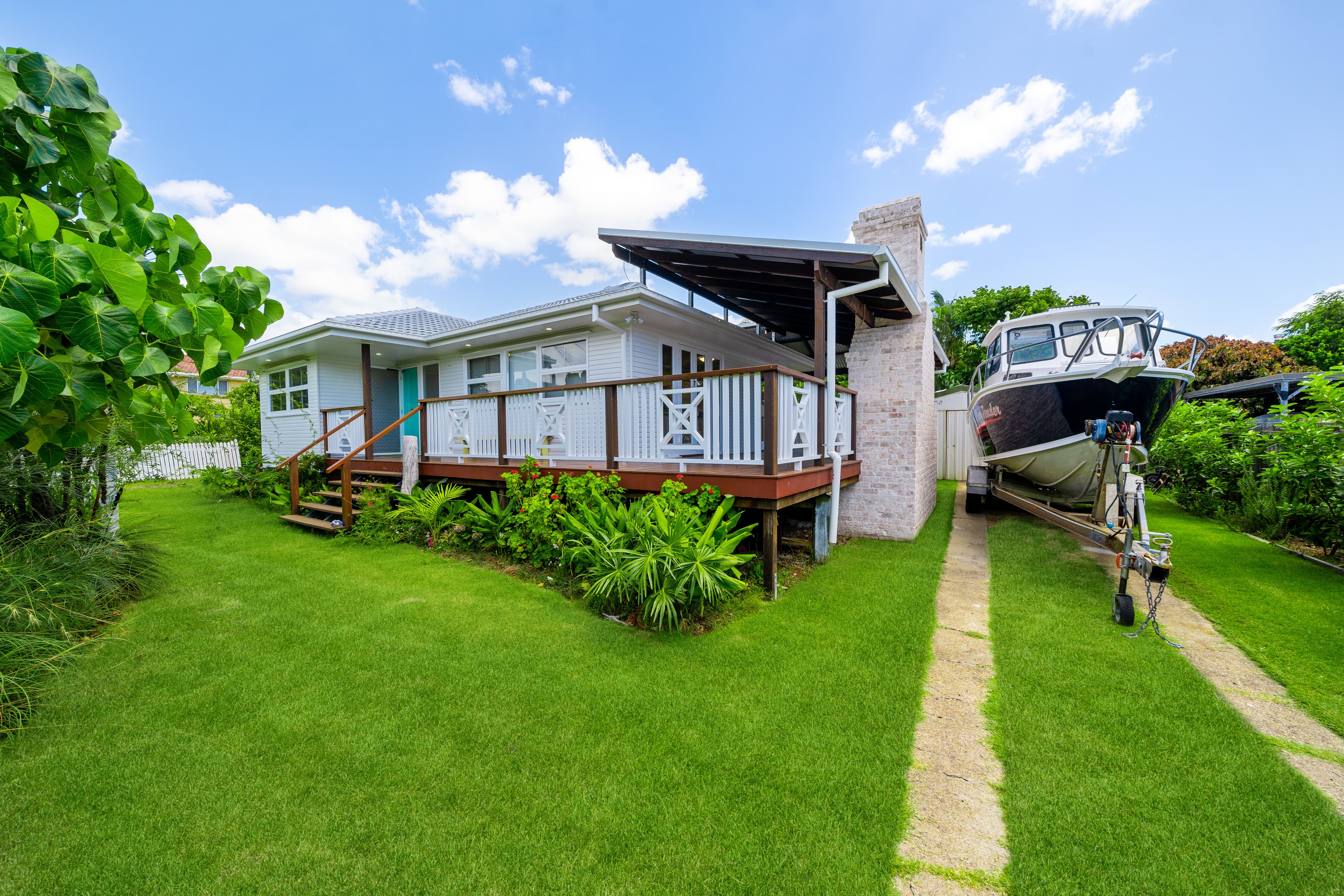 16 Coburg Street East, Cleveland, Cleveland - Image 1