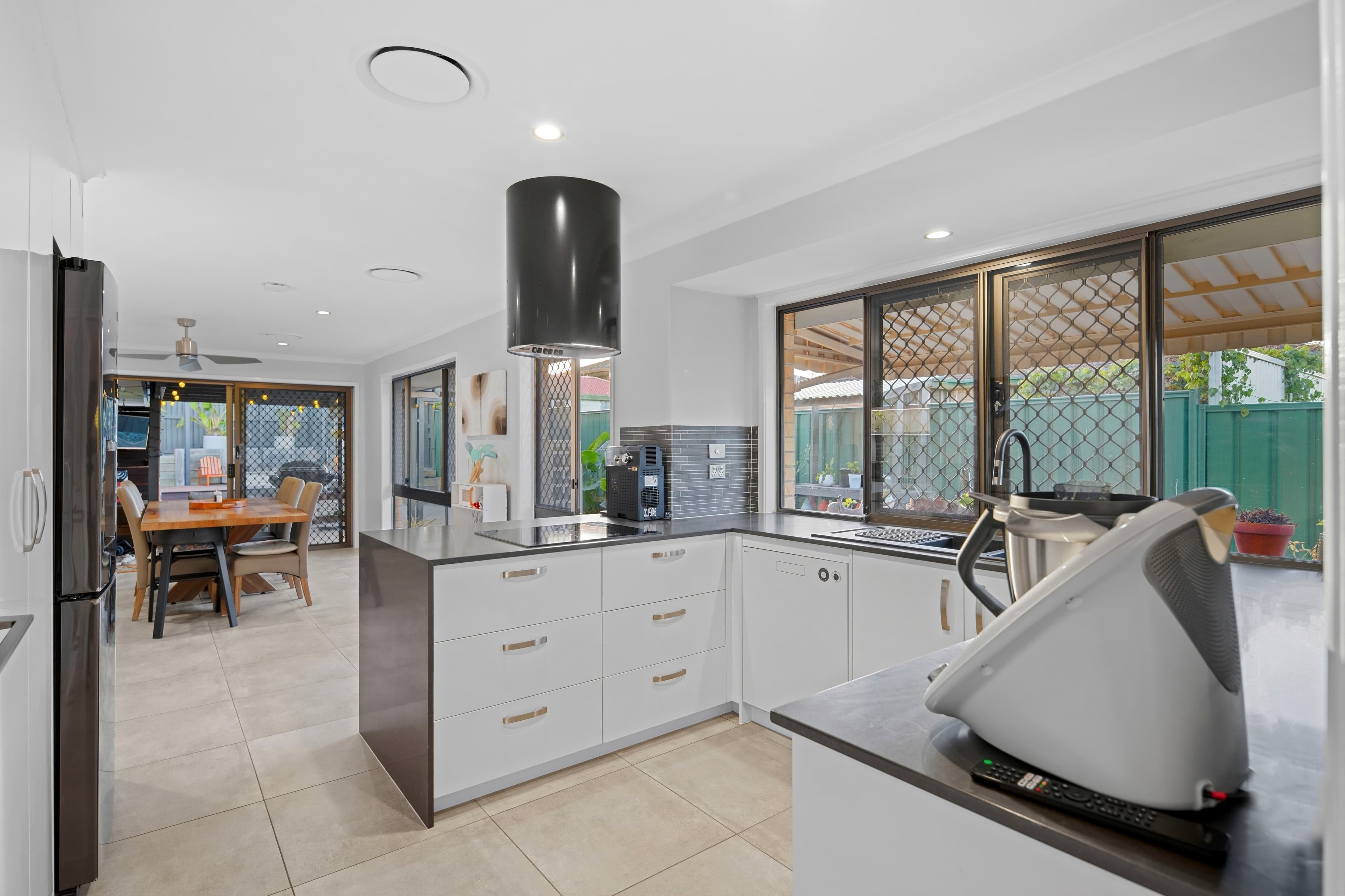 6 Hucker Court, Cleveland, Cleveland - Thumbnail 4