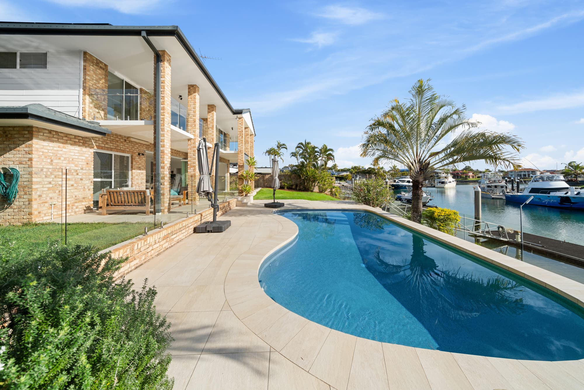 10 Kinsail Court, Raby Bay, Raby Bay - Image 1