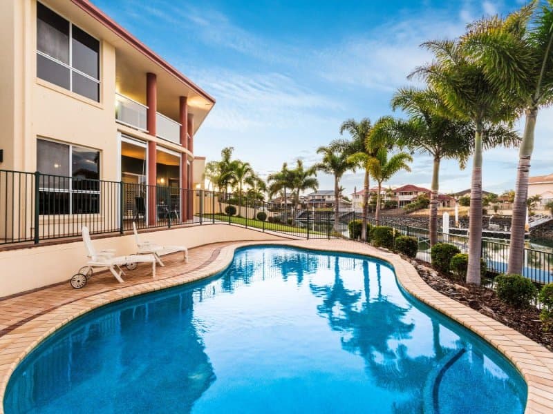 8 Kinsail Court, Raby Bay, Raby Bay - Thumbnail 3