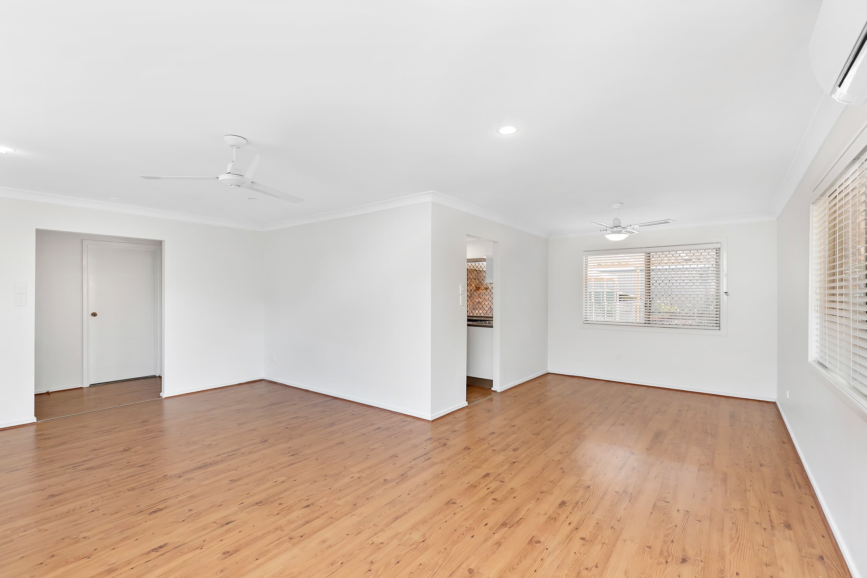 18 Kooringa Avenue, Cleveland, Cleveland - Thumbnail 3