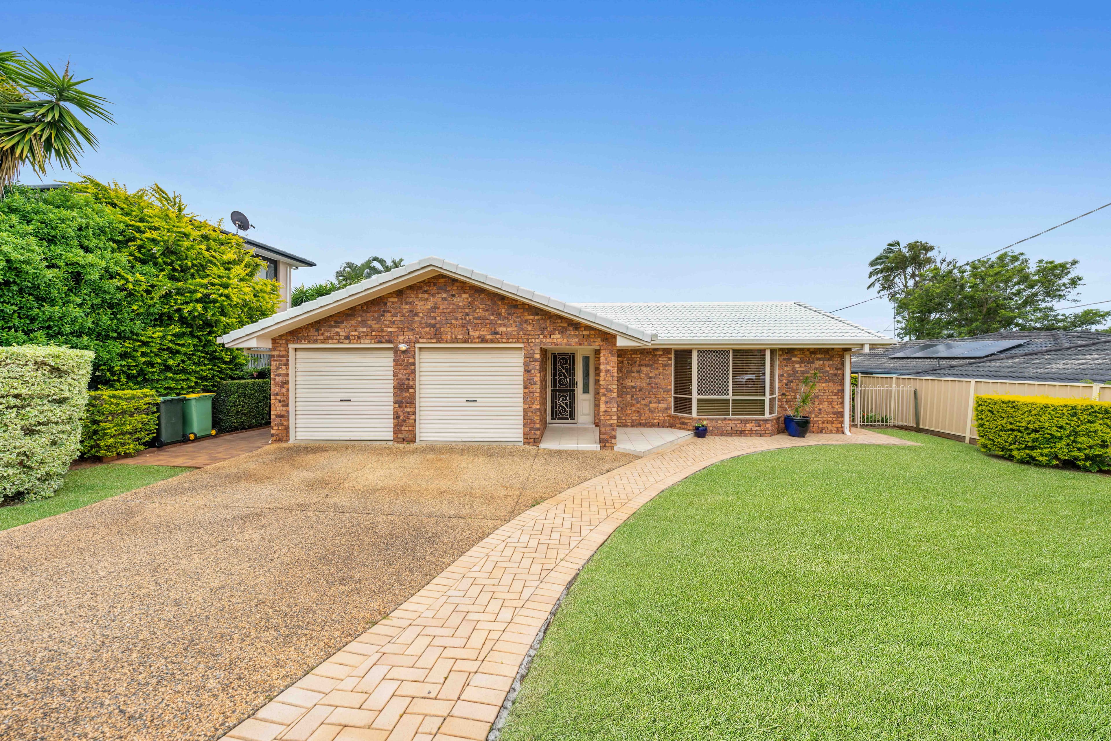 14 Kooringa Avenue, Cleveland, Cleveland - Image 1
