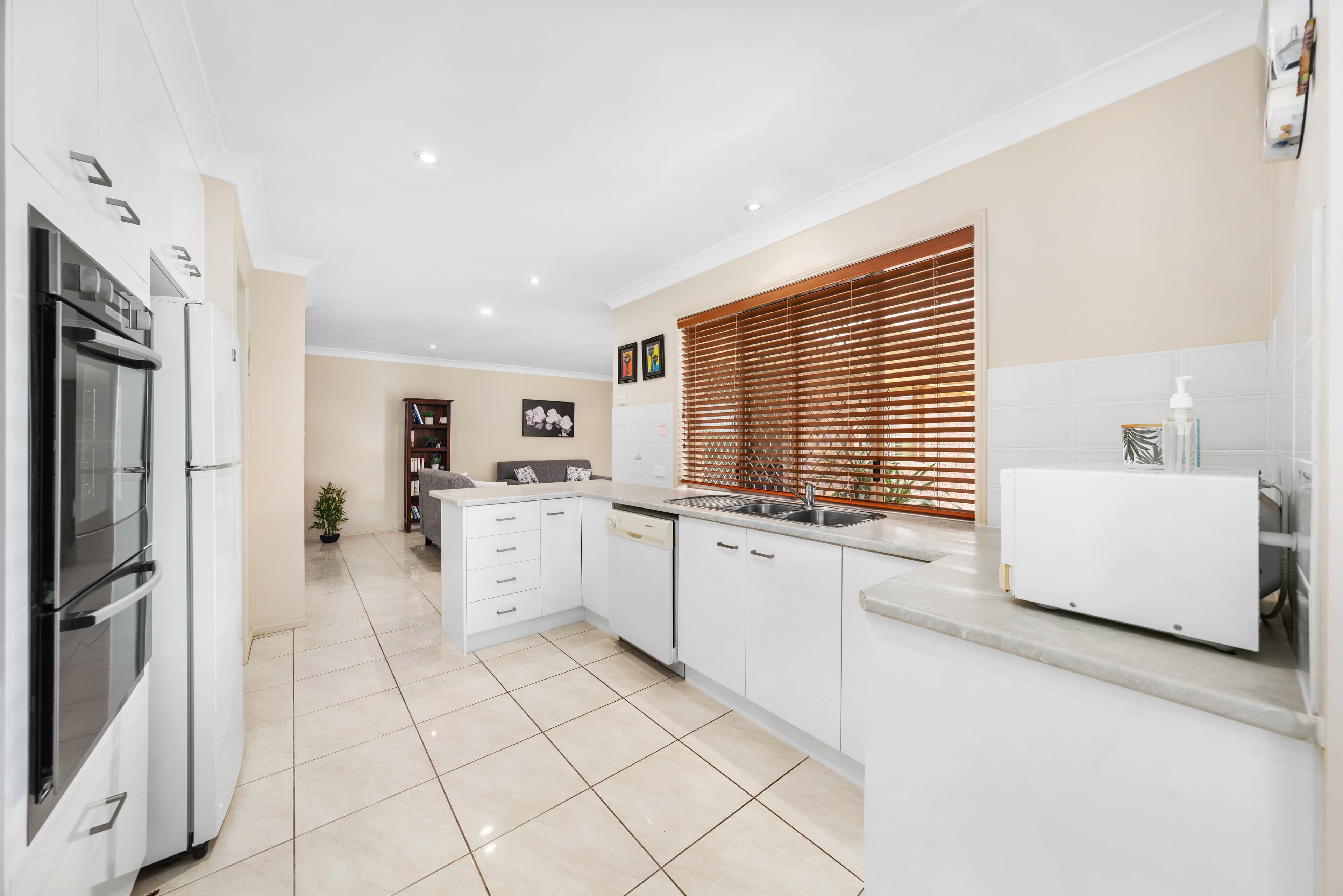 14 Kooringa Avenue, Cleveland, Cleveland - Thumbnail 3