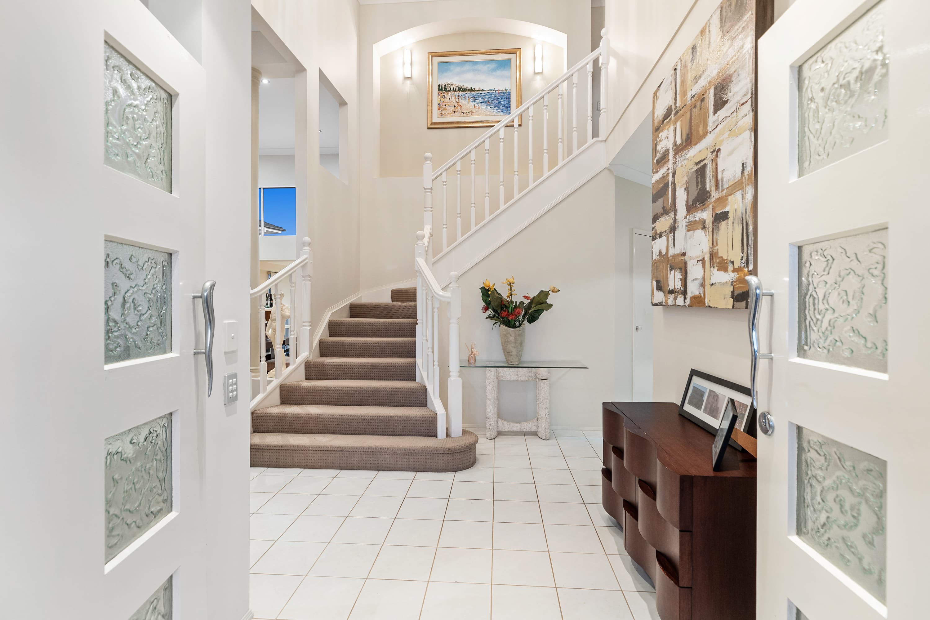 18 Martingale Court, Raby Bay, Raby Bay - Thumbnail 8