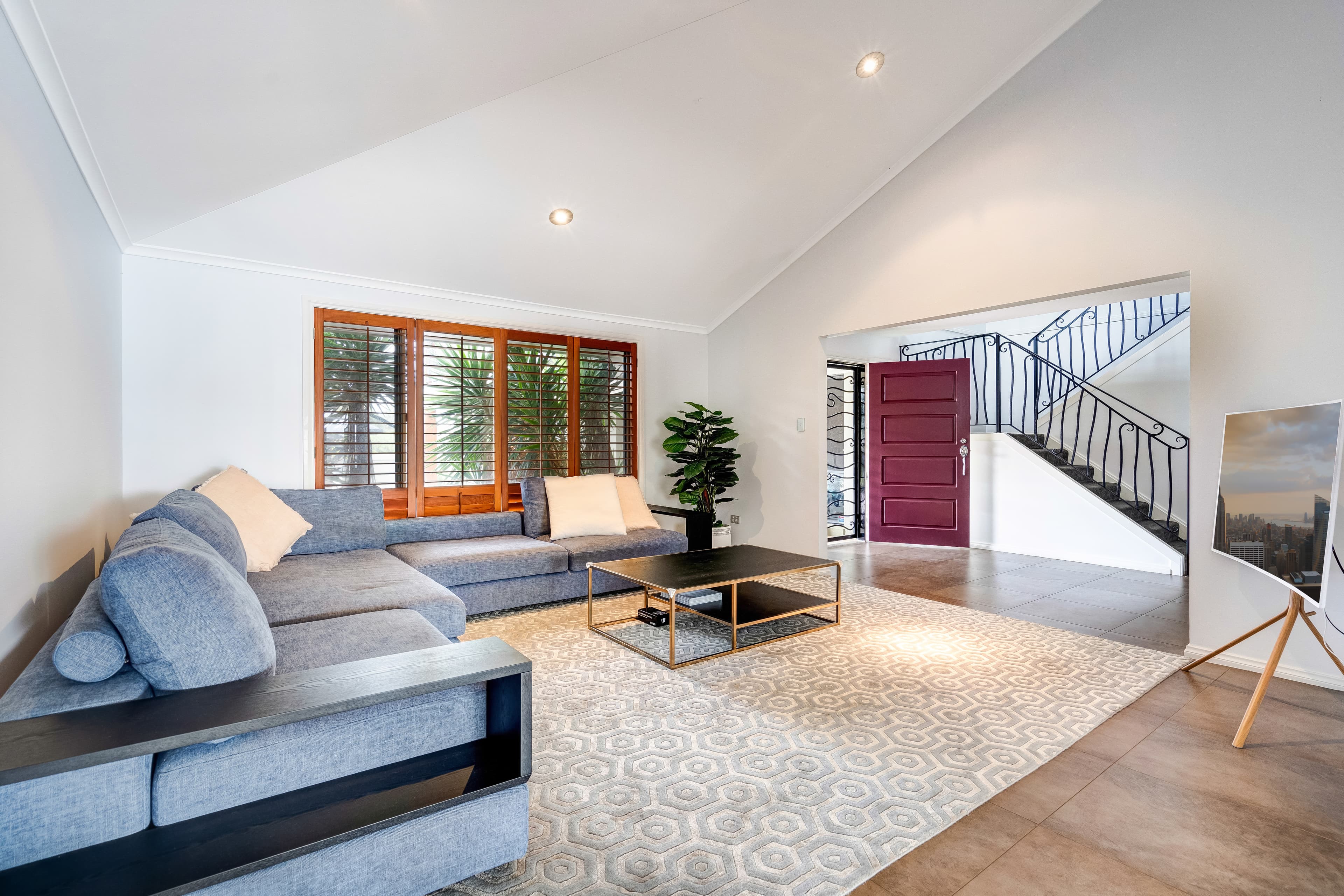 2 Seacrest Court, Raby Bay, Raby Bay - Thumbnail 5