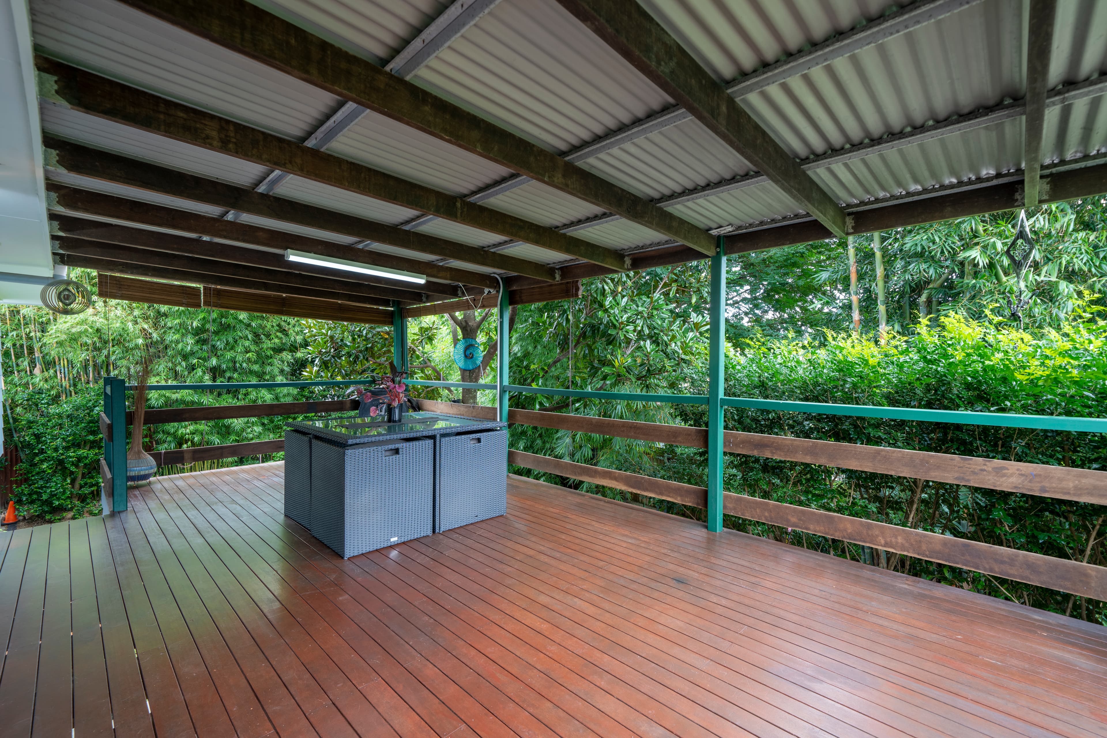 6 Goodge Court, Birkdale, Birkdale - Thumbnail 2