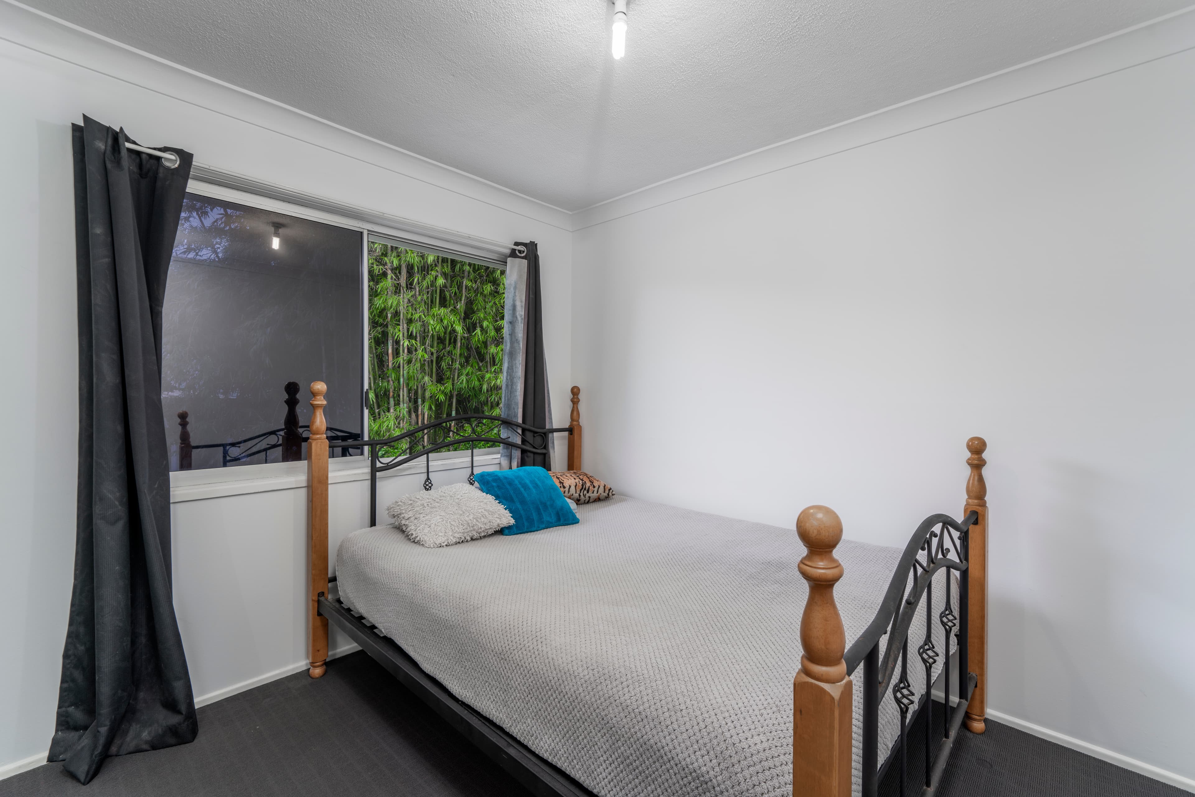 6 Goodge Court, Birkdale, Birkdale - Thumbnail 8