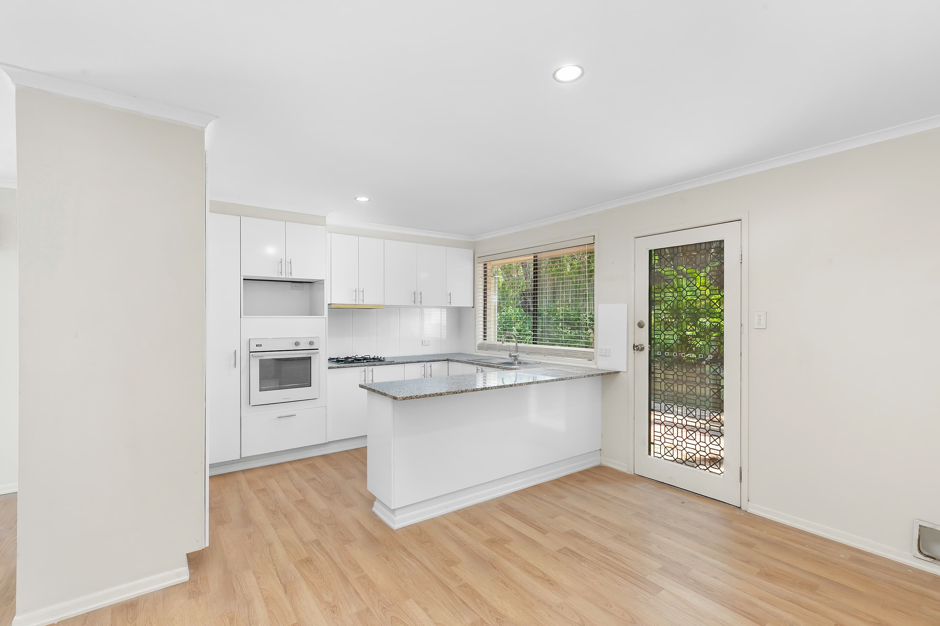 30 Currawong Drive, Birkdale, Birkdale - Thumbnail 5