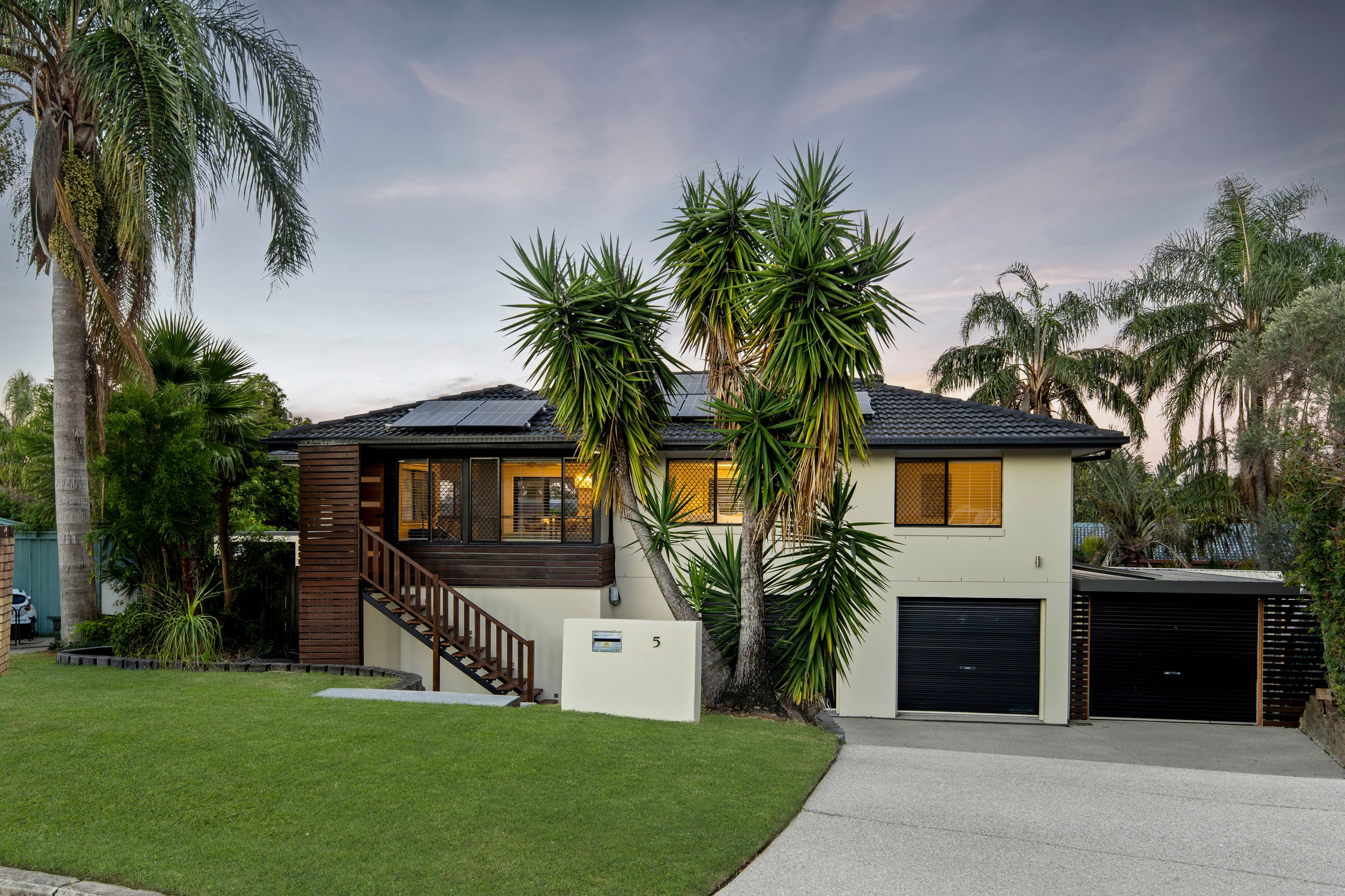 5 Pigeon Court, Birkdale, Birkdale - Image 1