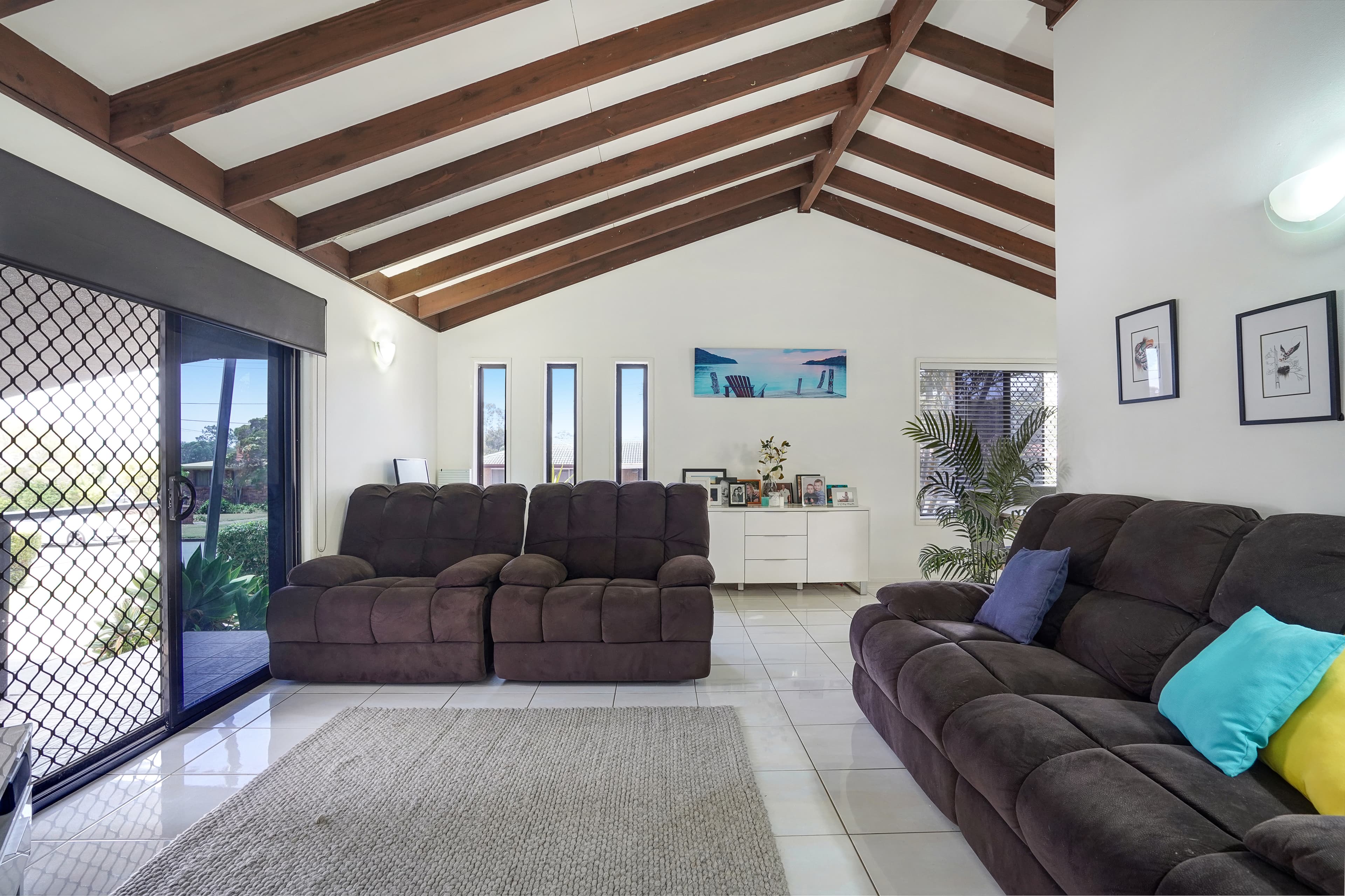 2 Warwick Court, Birkdale, Birkdale - Thumbnail 4
