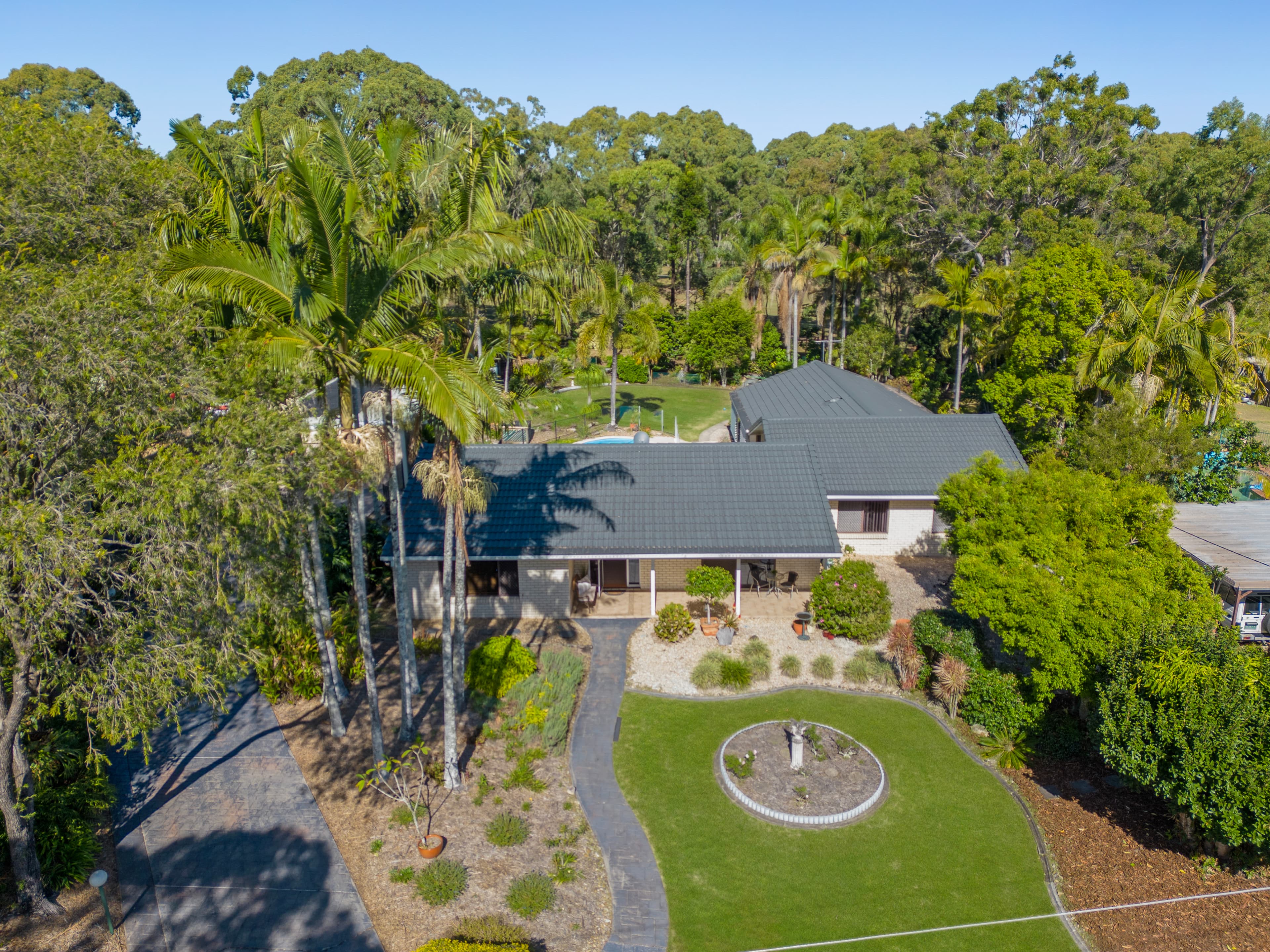 33 Catherine Street, Birkdale, Birkdale - Image 1