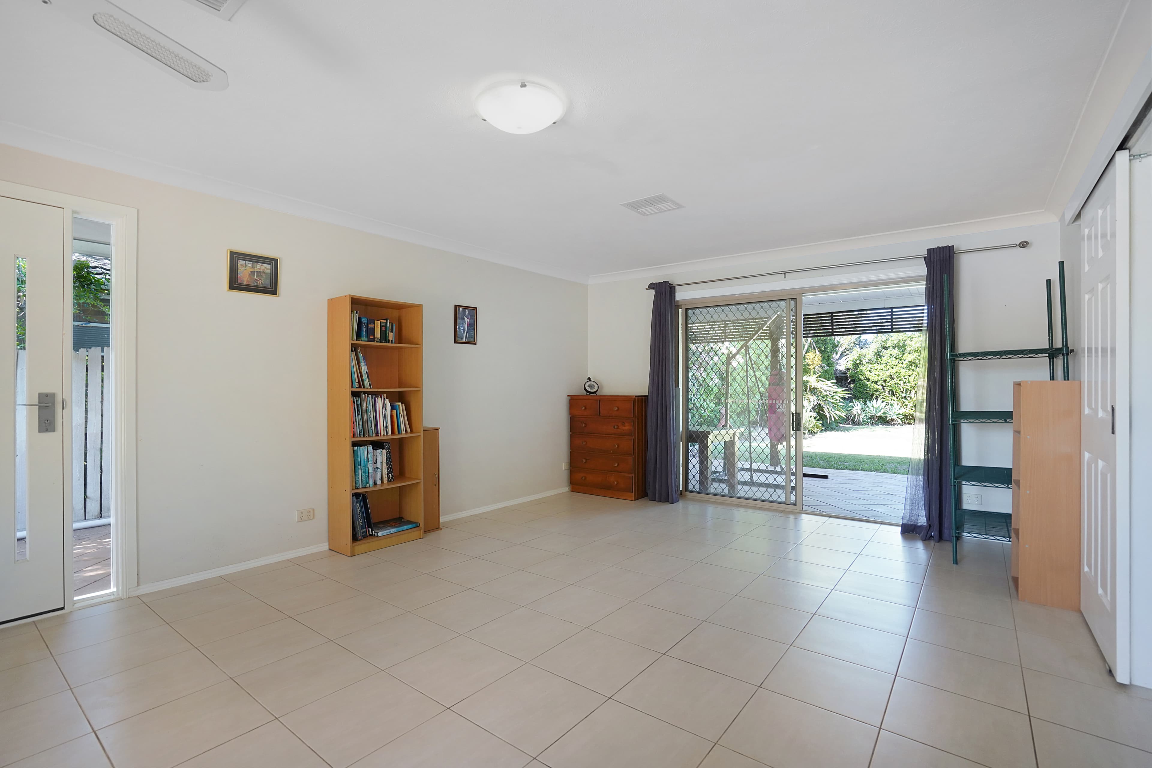 11 Mary Pleasant Drive, Birkdale, Birkdale - Thumbnail 8