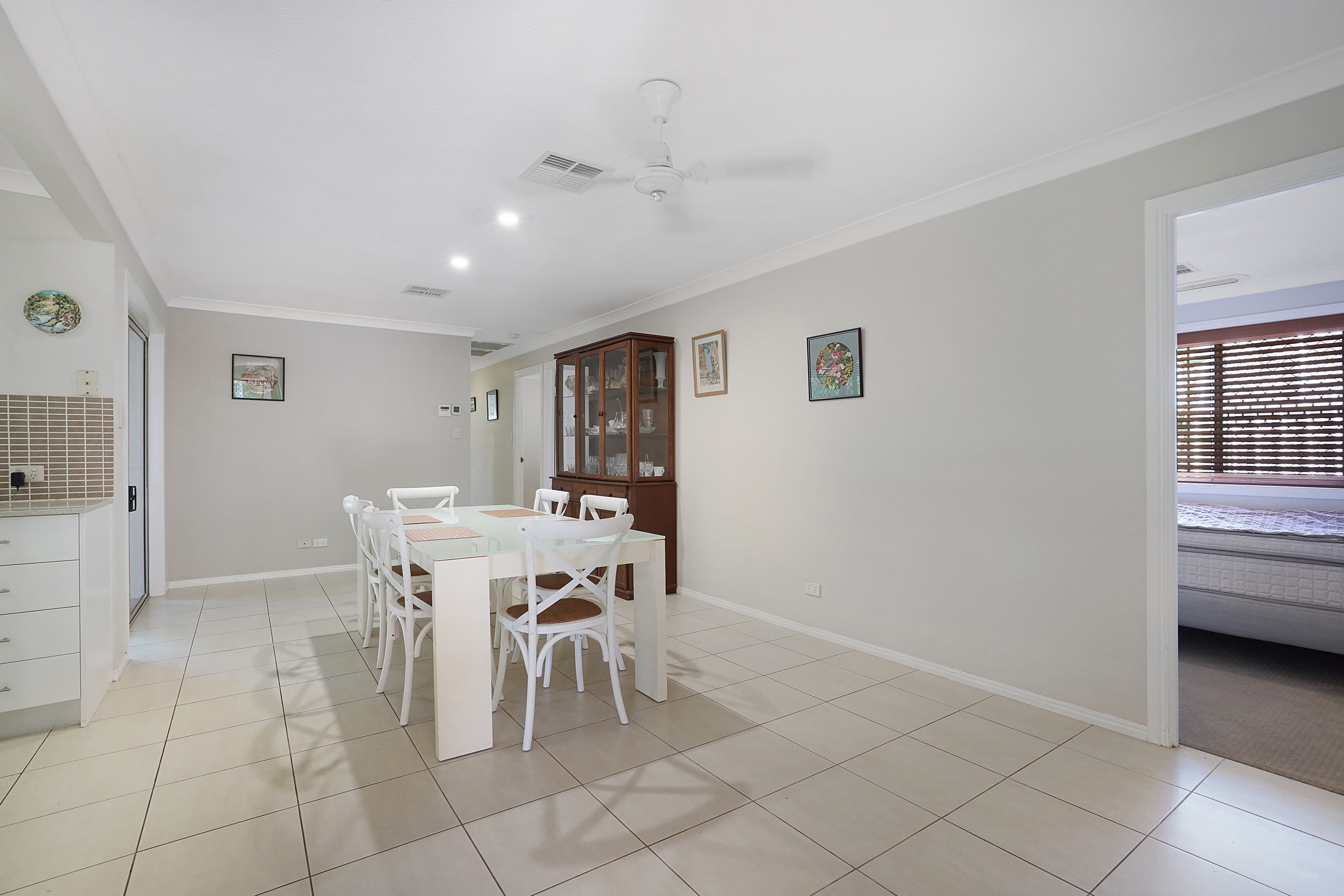 11 Mary Pleasant Drive, Birkdale, Birkdale - Thumbnail 5
