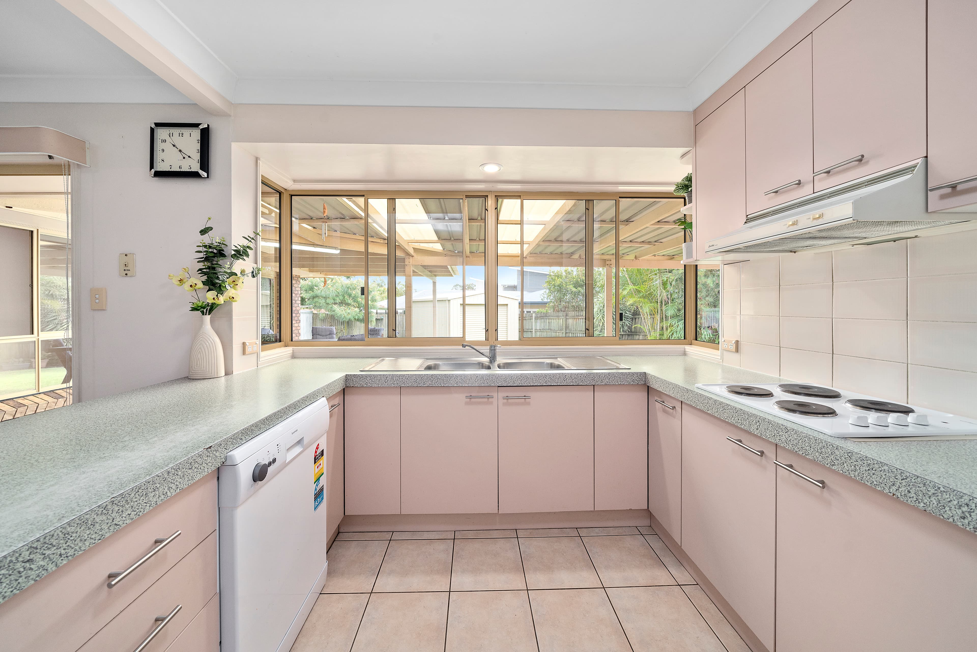 37 Collingwood Road, Birkdale, Birkdale - Thumbnail 7