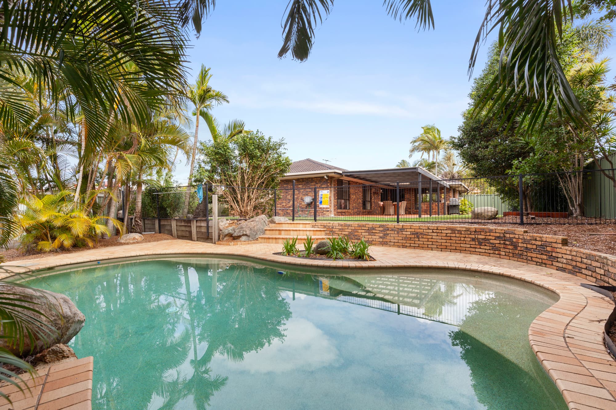2 Song Place, Birkdale, Birkdale - Image 1