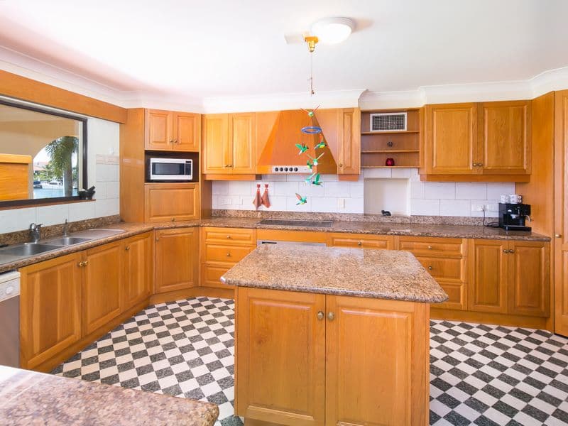 19 Boom Court, Birkdale, Birkdale - Thumbnail 6