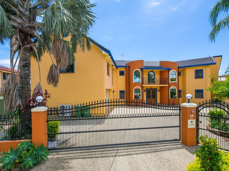 19 Boom Court, Birkdale, Birkdale - Thumbnail 2