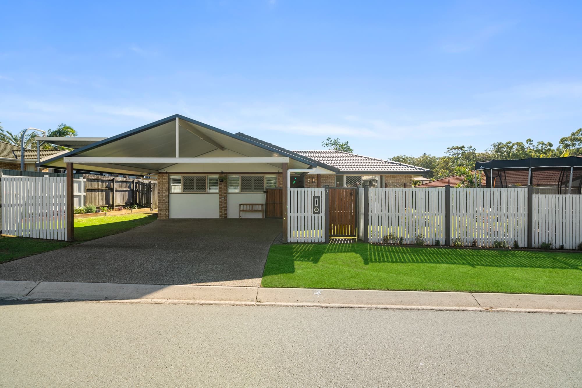 7 Banstead Street, Birkdale, Birkdale - Image 1