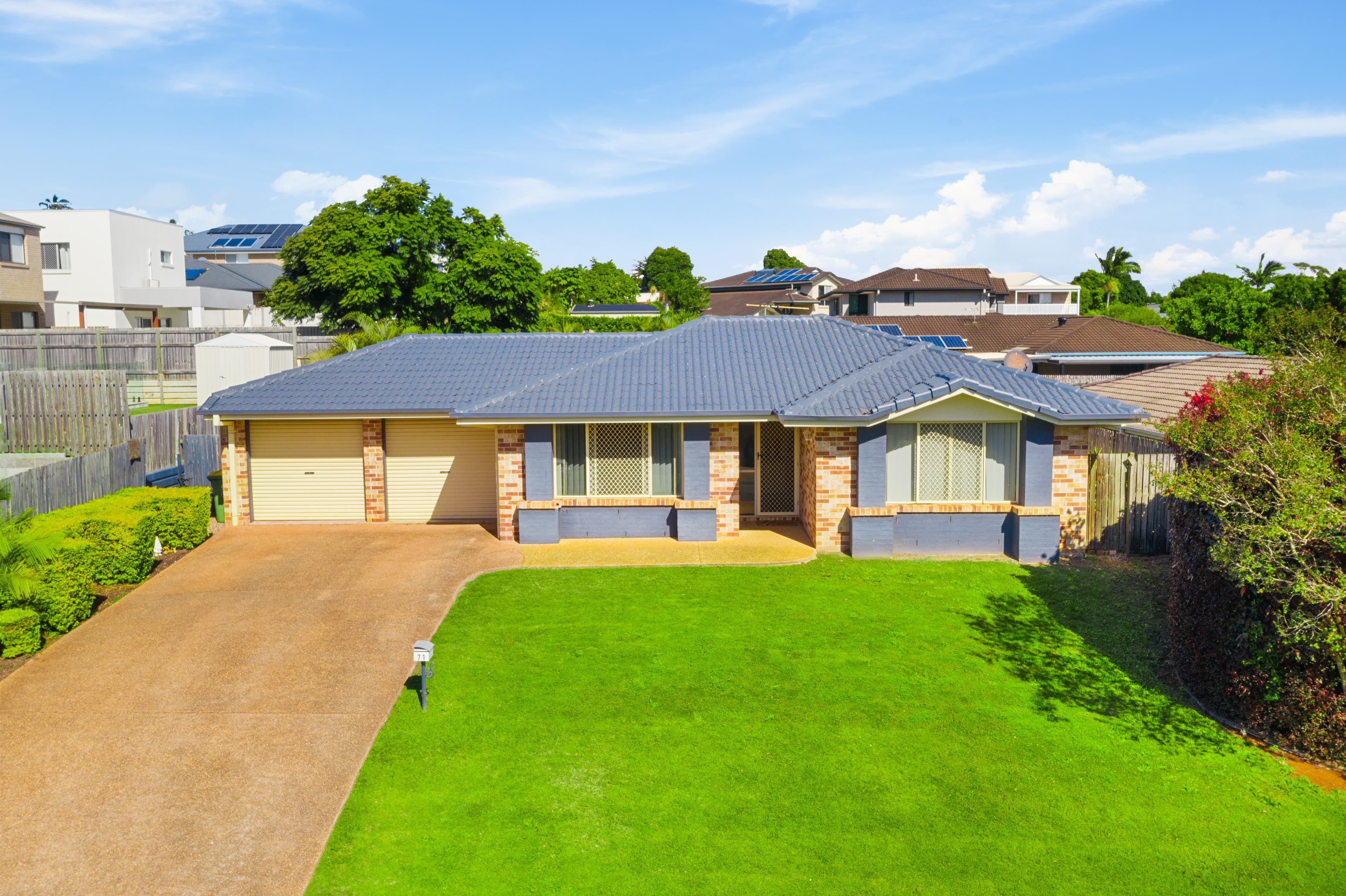 71 Hailey Drive, Birkdale, Birkdale - Image 1