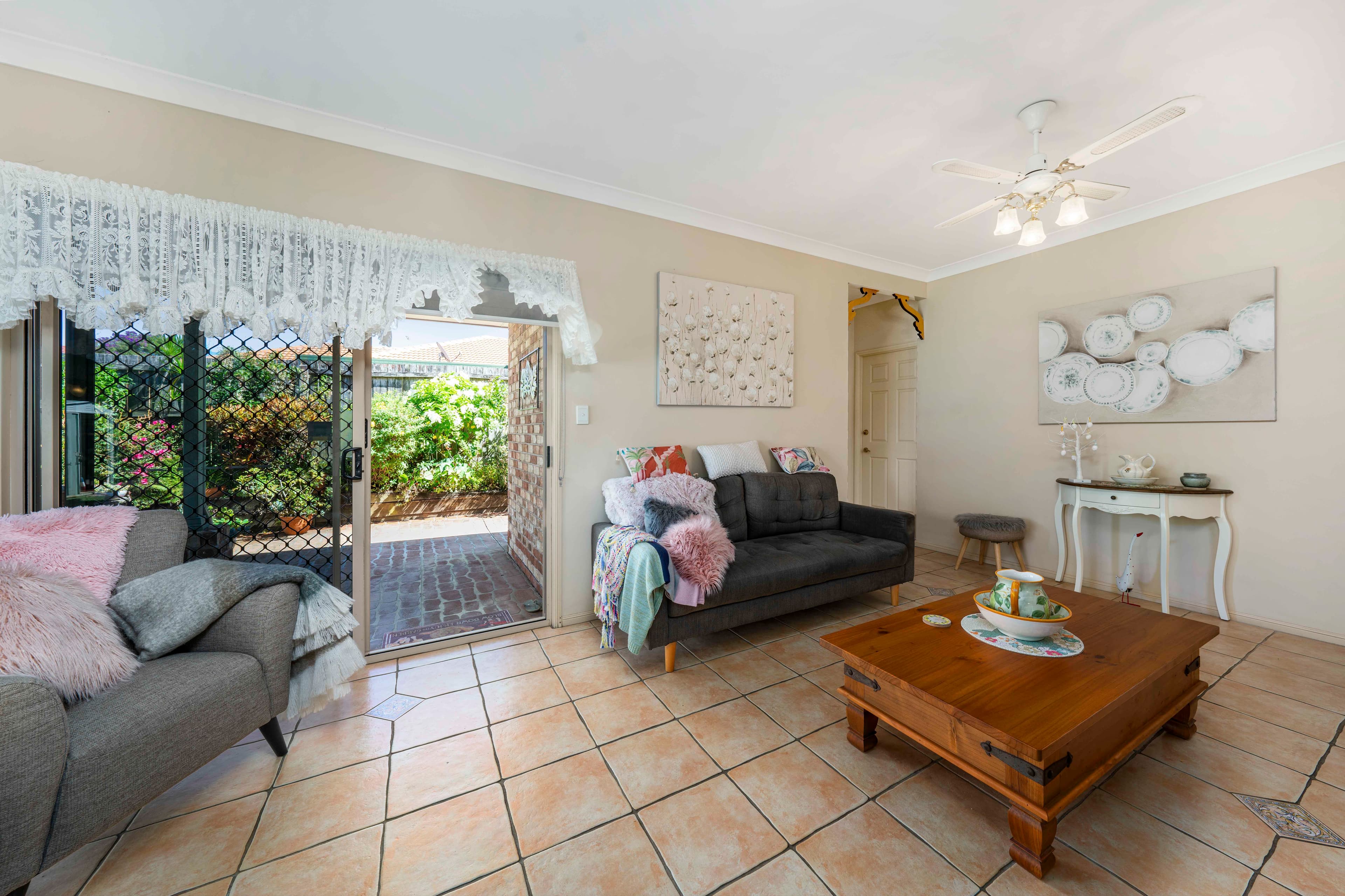 31 Carinyan Drive, Birkdale, Birkdale - Thumbnail 7