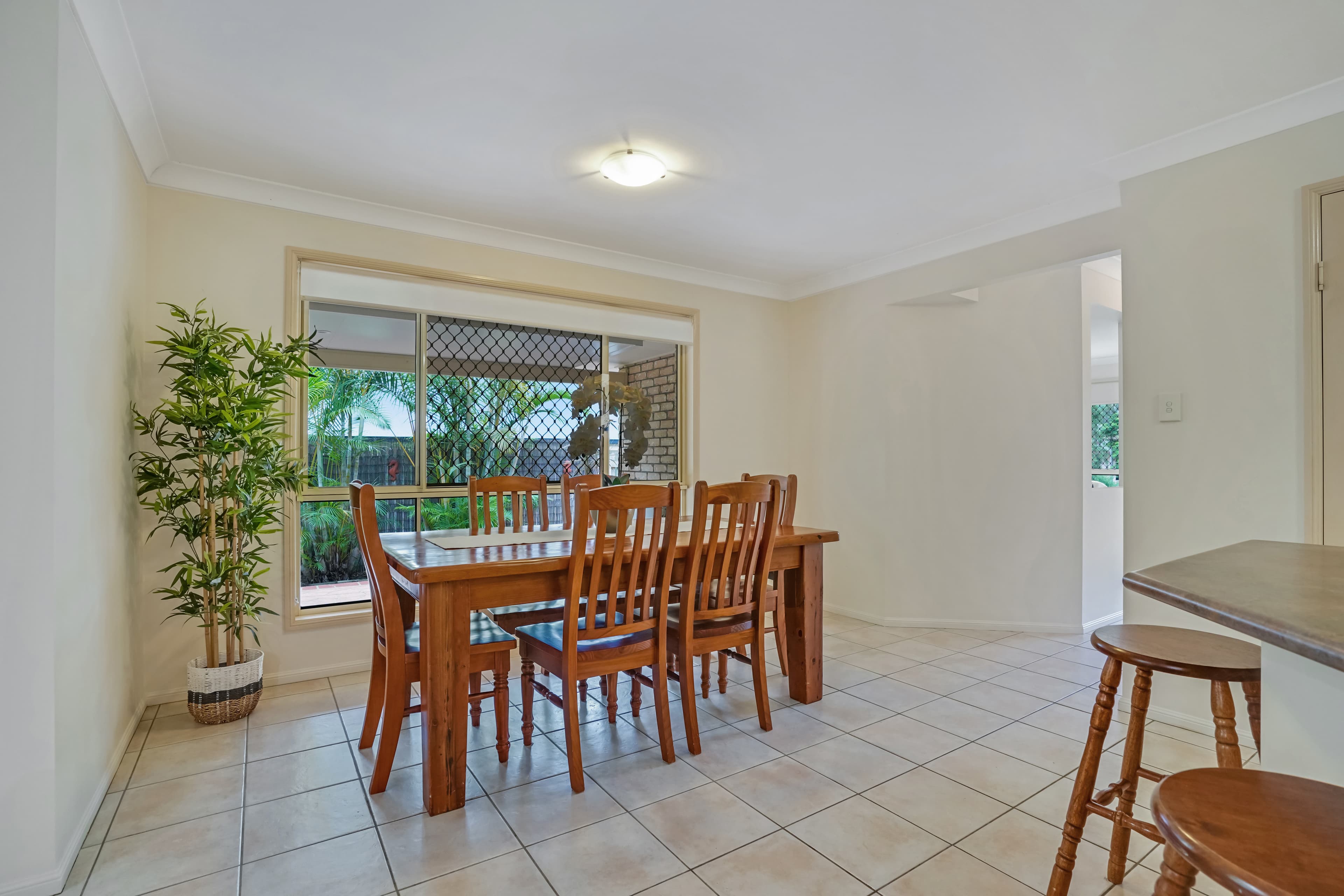 7 Pentland Close, Birkdale, Birkdale - Thumbnail 5