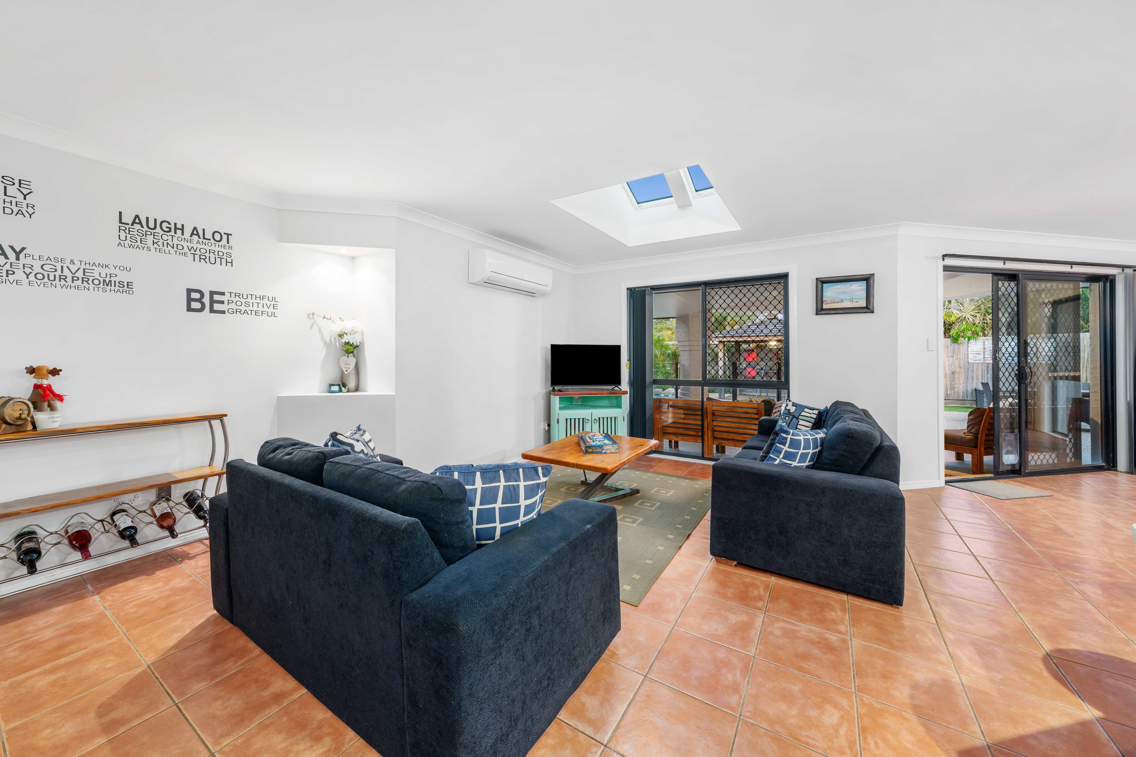 11 Jennifer Street, Birkdale, Birkdale - Thumbnail 6
