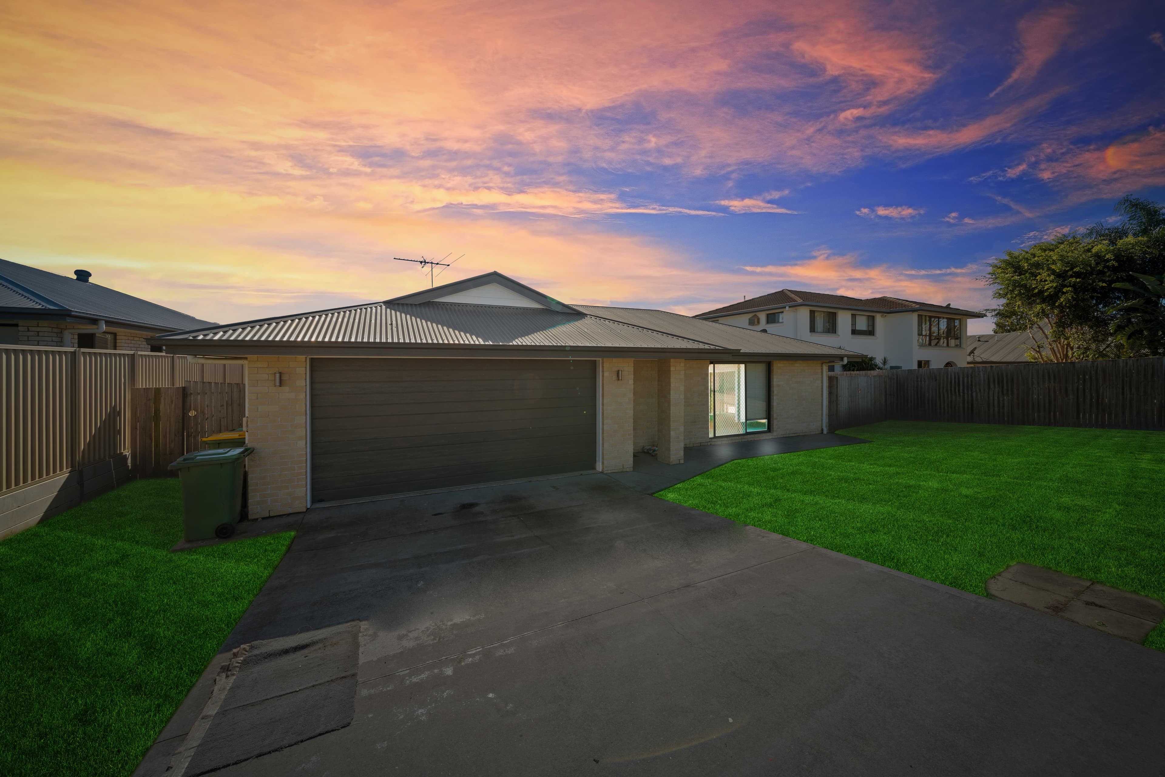 52 Bailey Road, Birkdale, Birkdale - Image 1