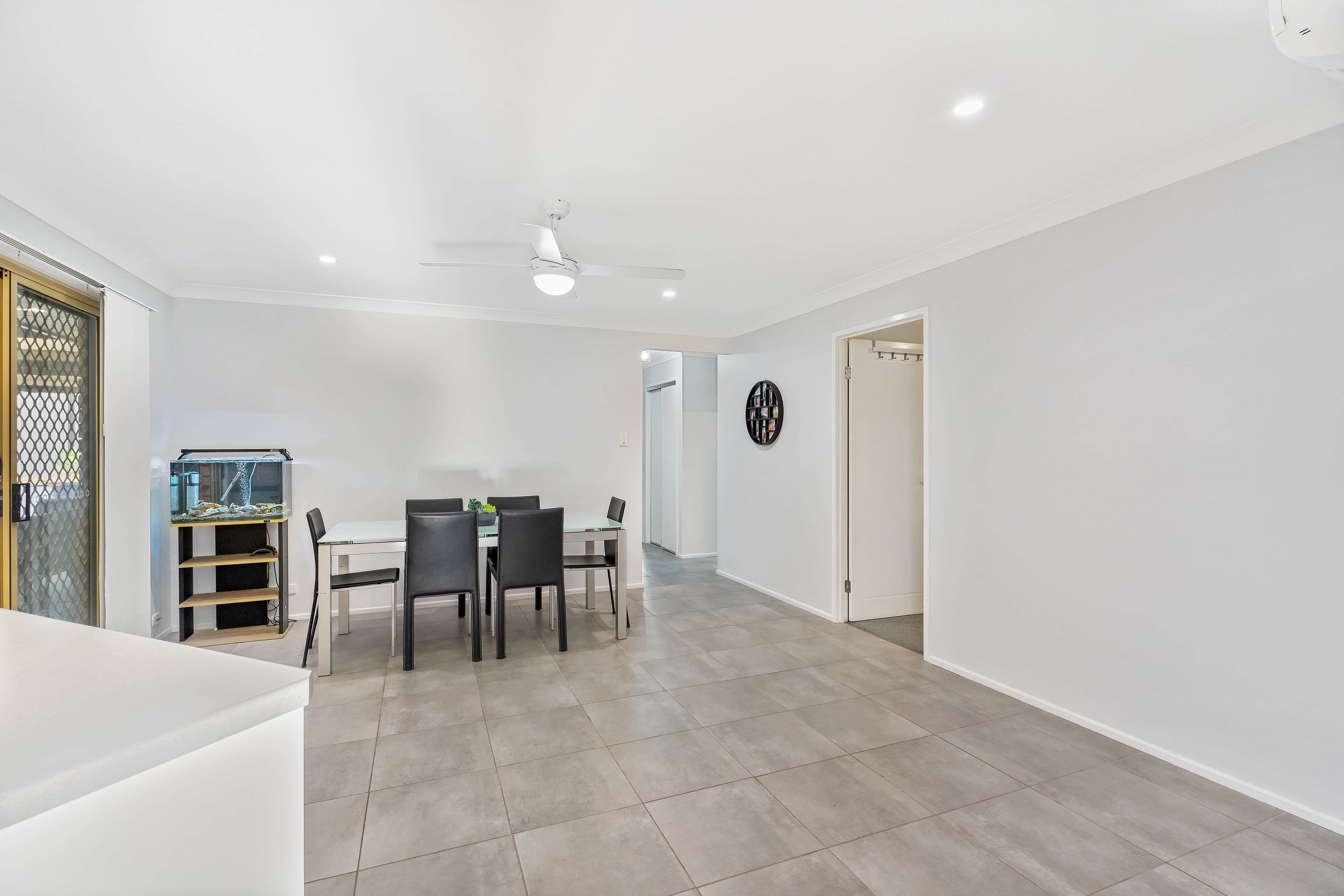 10 Ivanhoe Place, Capalaba, Capalaba - Thumbnail 4