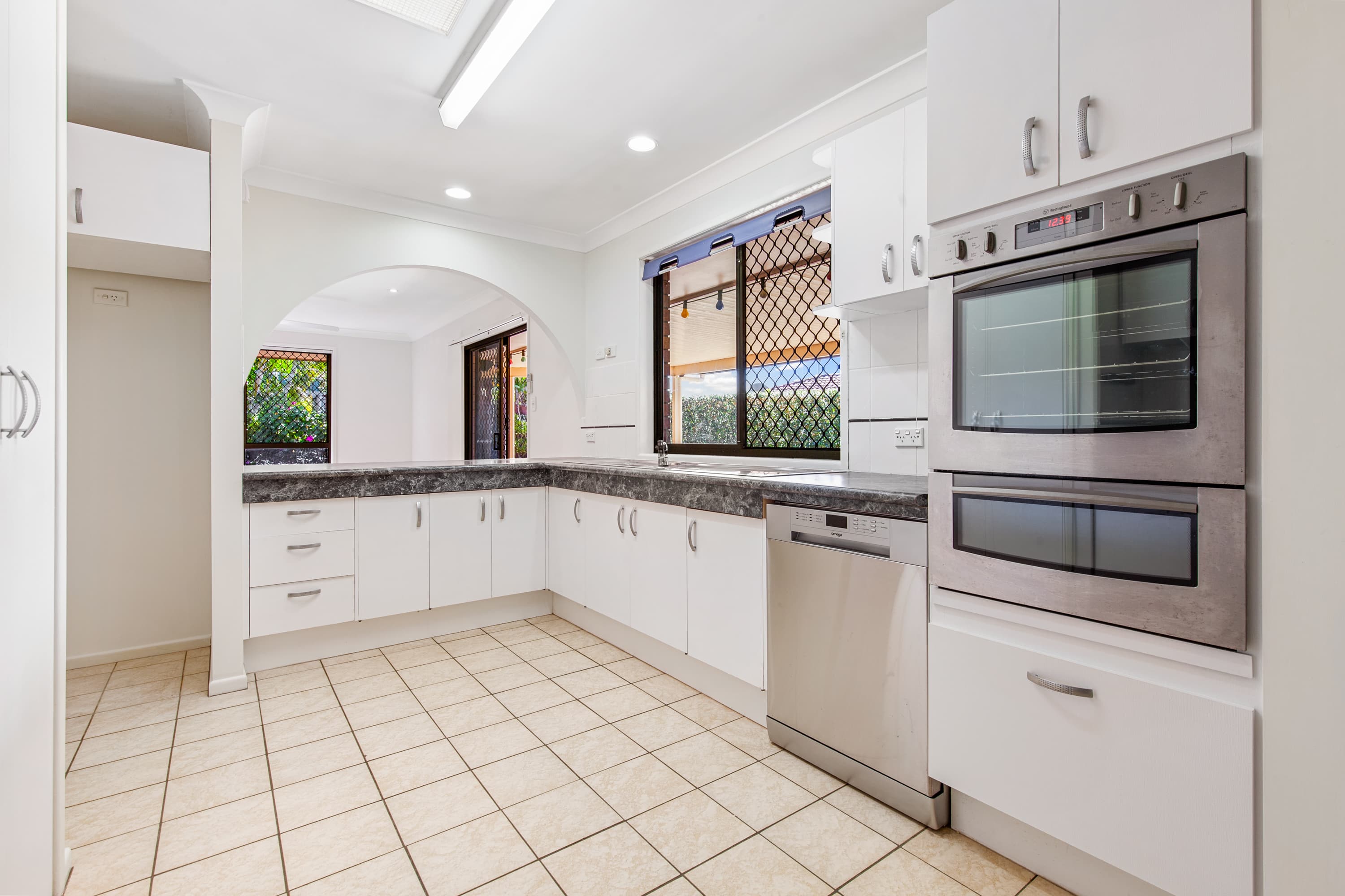 3 Pinewood Street, Capalaba, Capalaba - Thumbnail 5