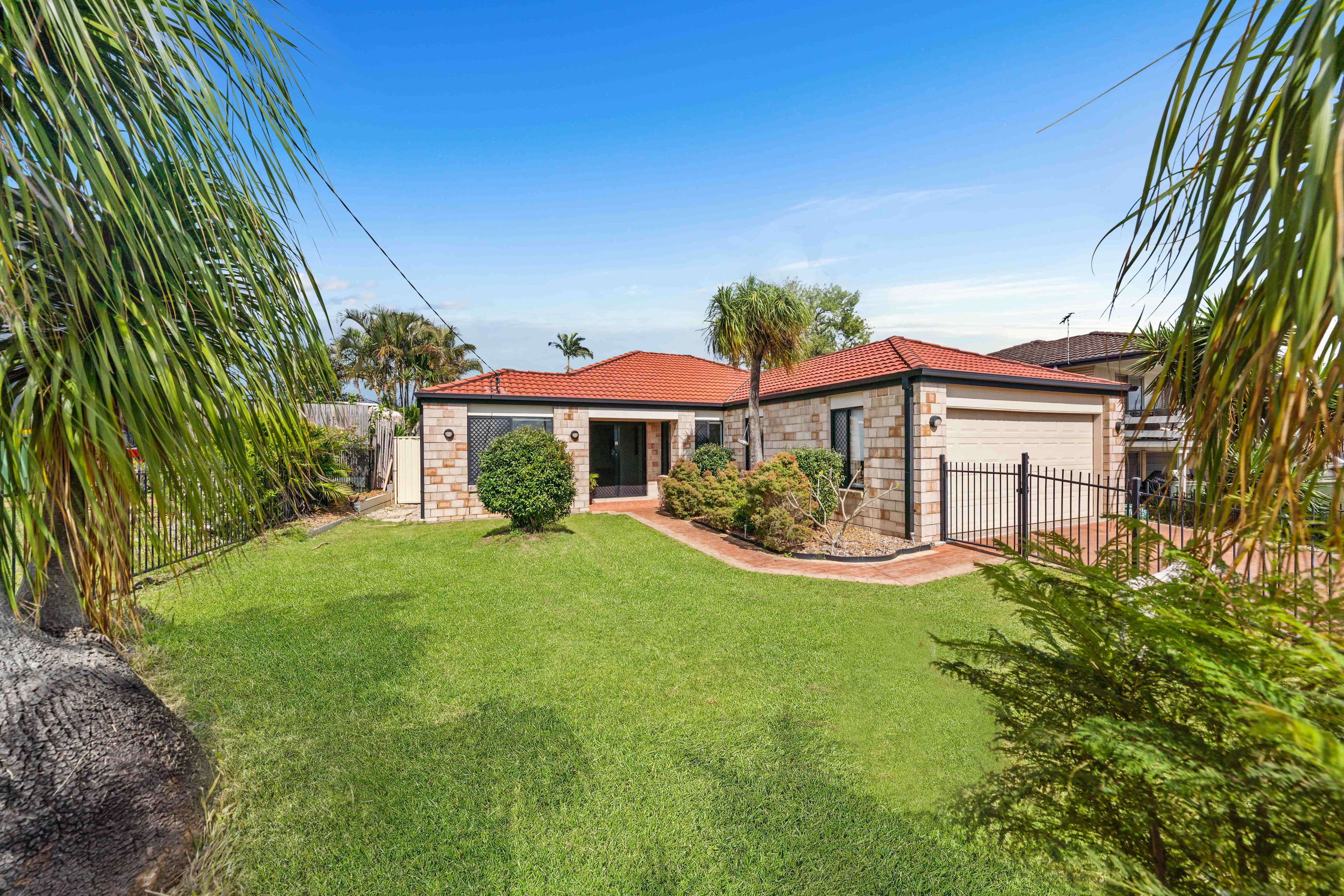 167 Redland Bay Road, Capalaba, Capalaba - Image 1