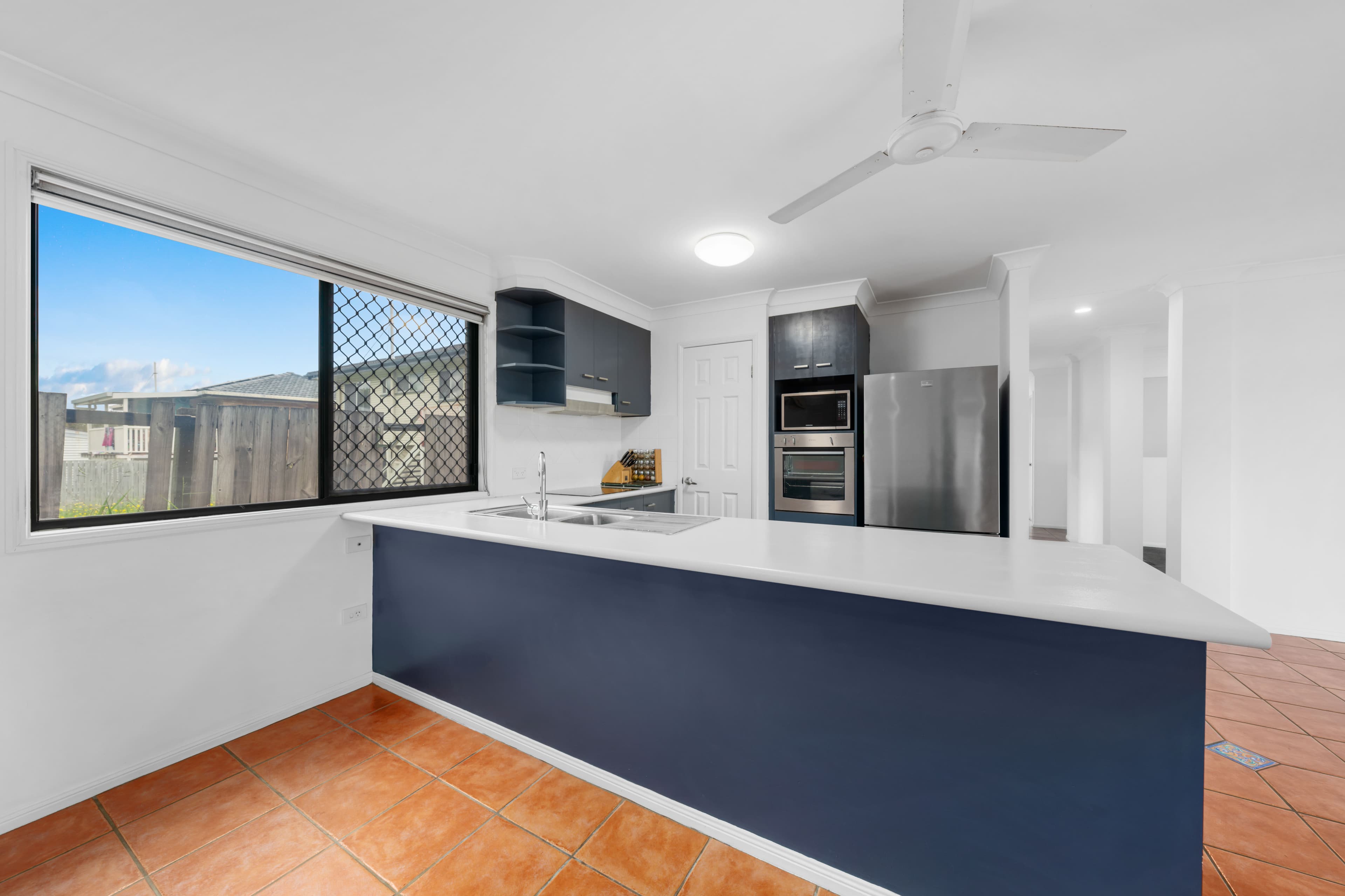 167 Redland Bay Road, Capalaba, Capalaba - Thumbnail 4