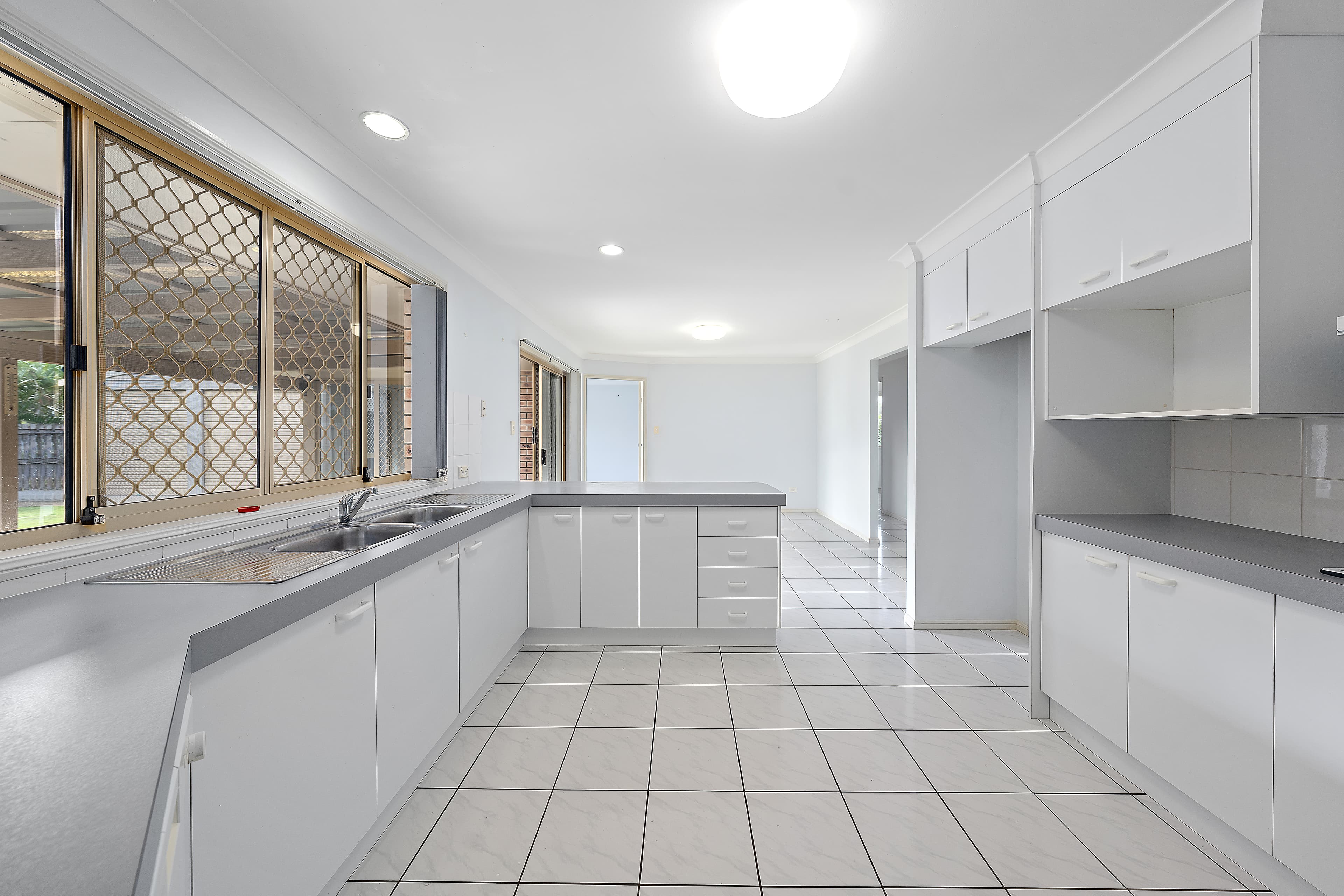 8 Hugo Court, Capalaba, Capalaba - Thumbnail 5