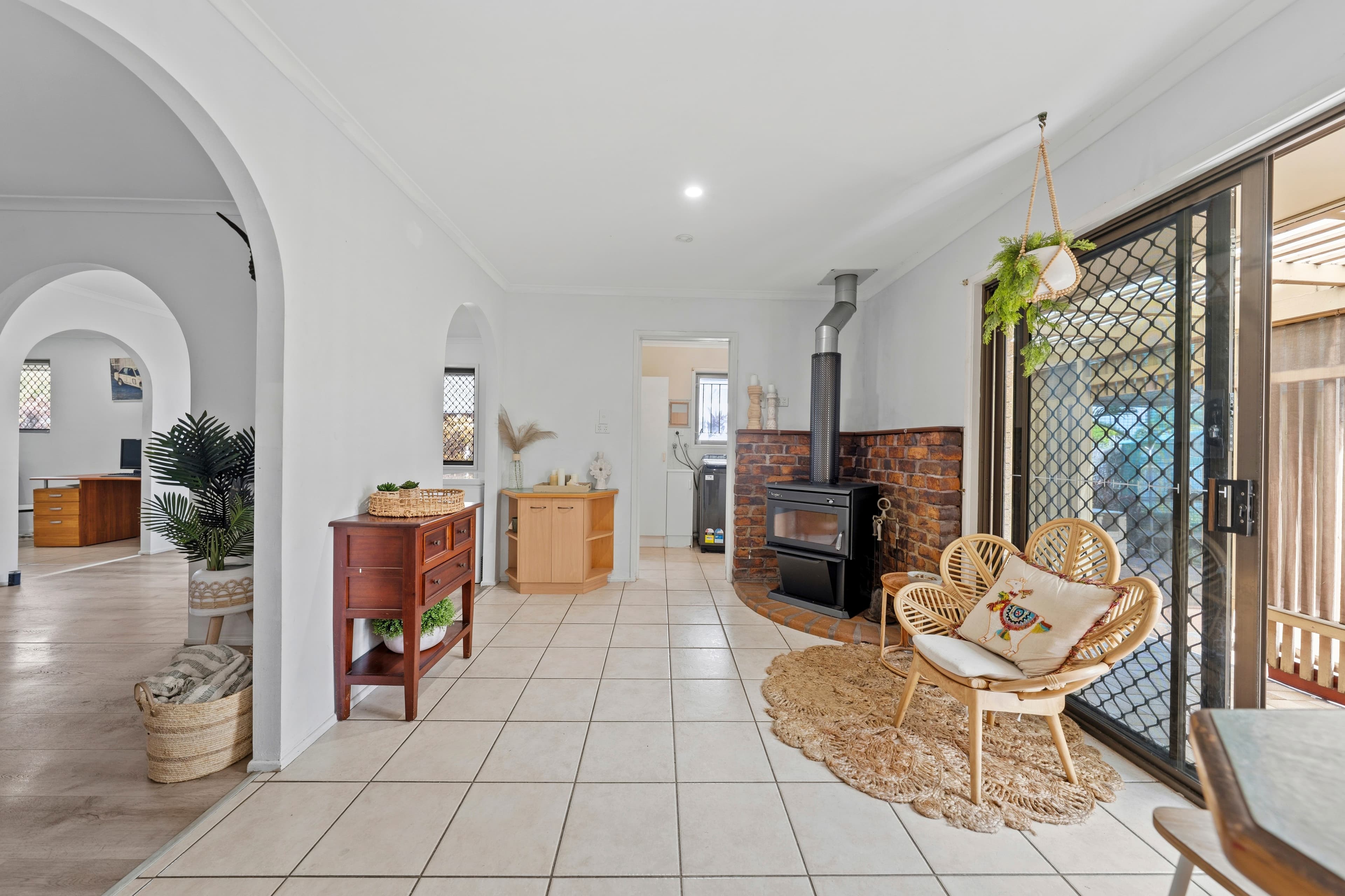 4 Elizabeth Drive, Alexandra Hills, Alexandra Hills - Thumbnail 5