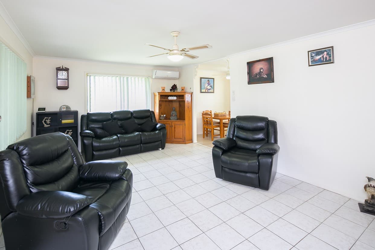 2 Carol Street, Redland Bay, Redland Bay - Thumbnail 3