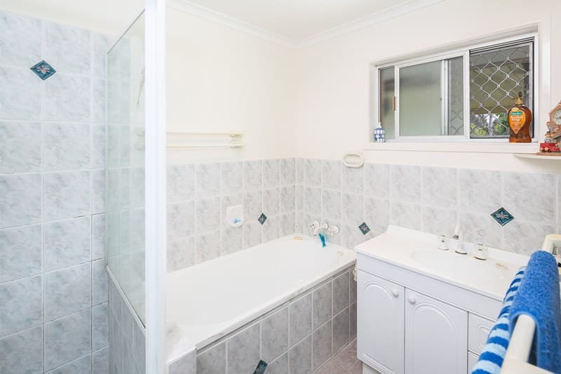 2 Carol Street, Redland Bay, Redland Bay - Thumbnail 4