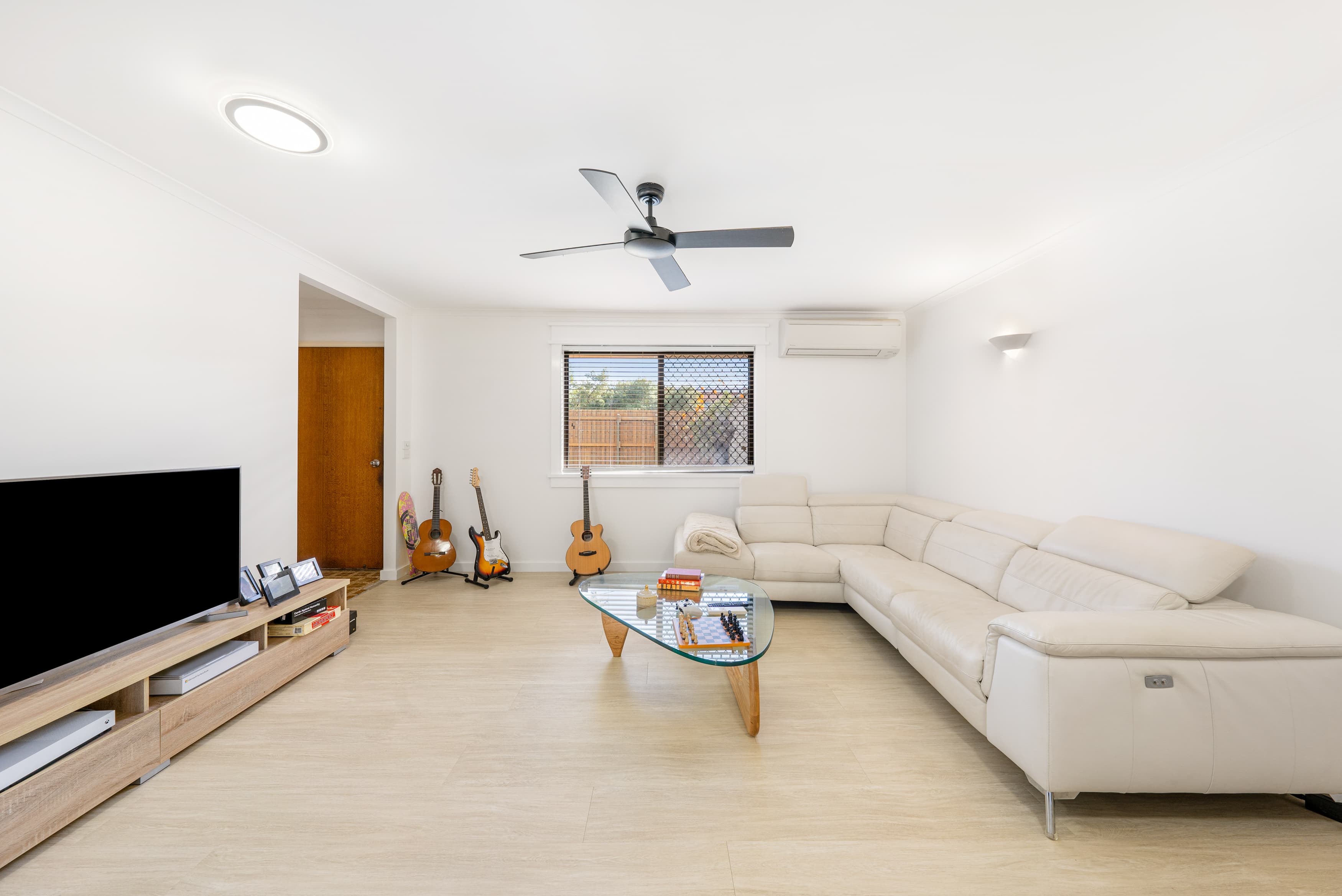 201 James Street, Redland Bay, Redland Bay - Thumbnail 4