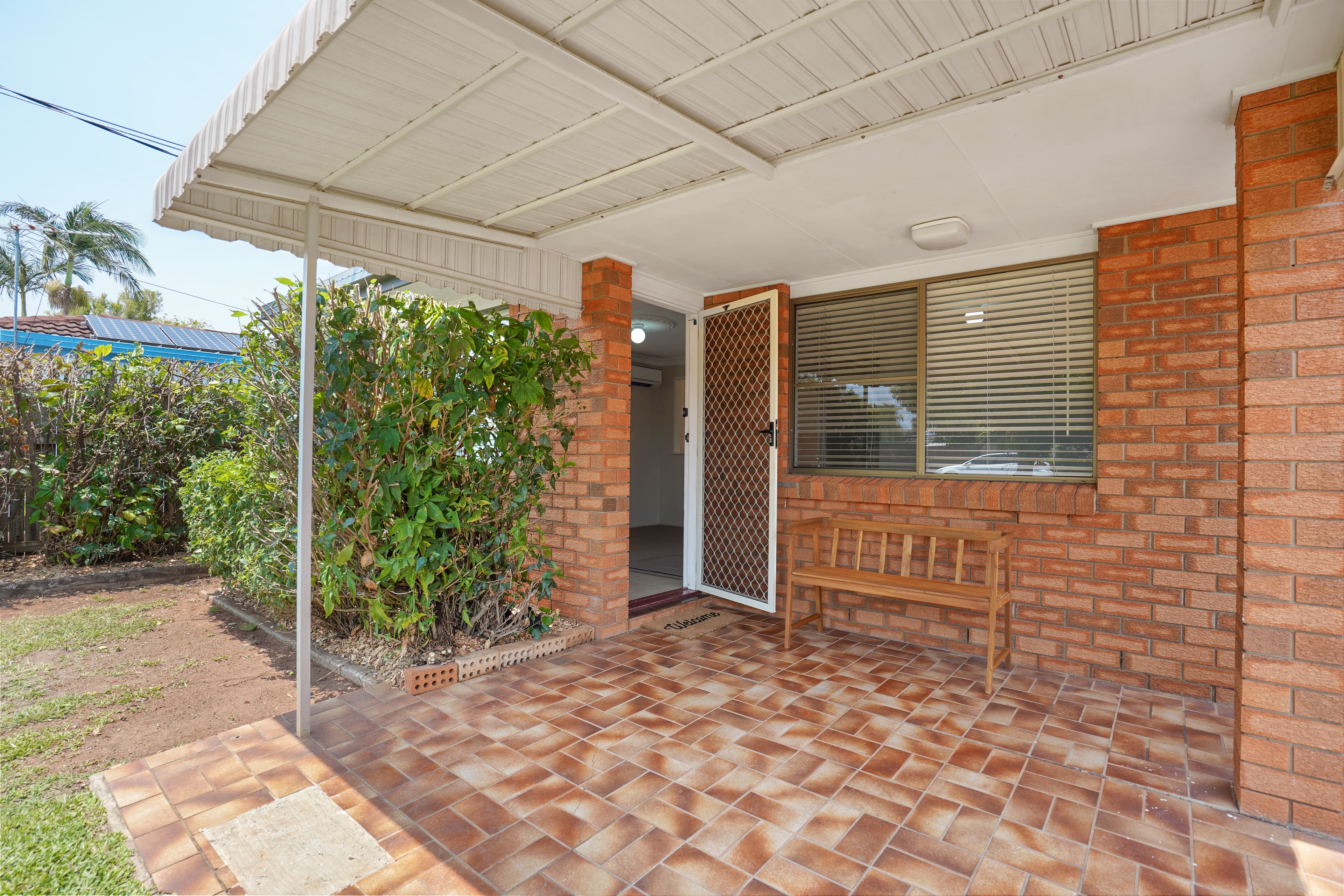 211 Dart Street, Redland Bay, Redland Bay - Thumbnail 2