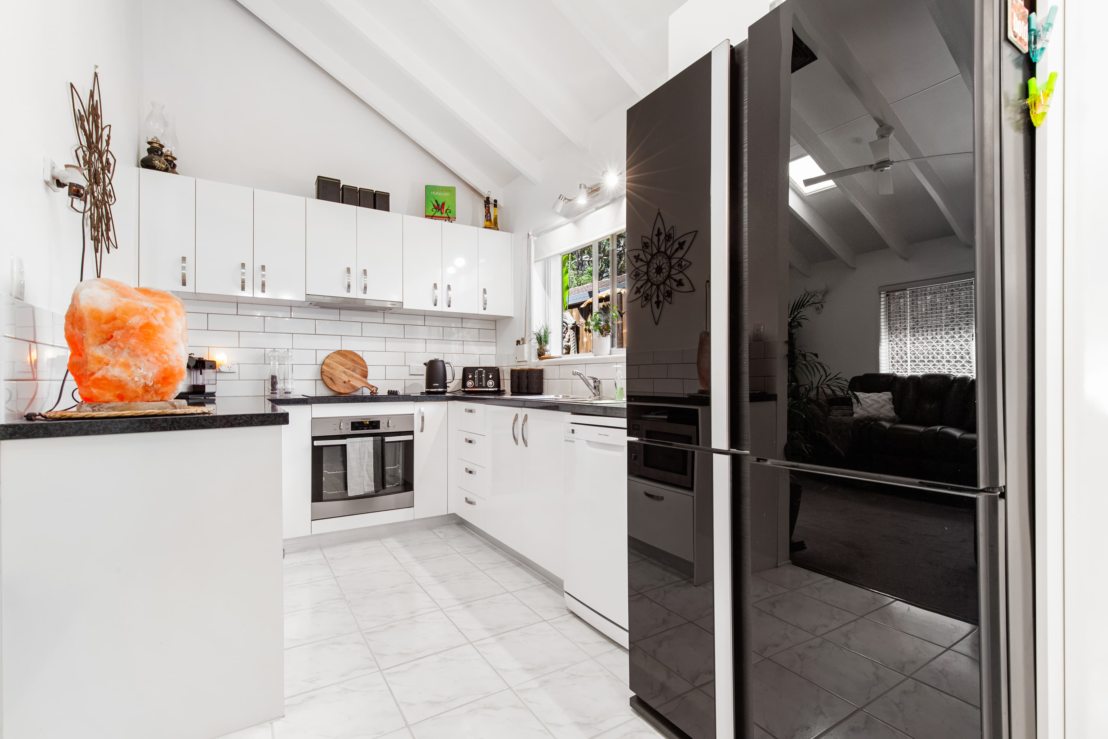 44 Serpentine Creek Road, Redland Bay, Redland Bay - Thumbnail 2