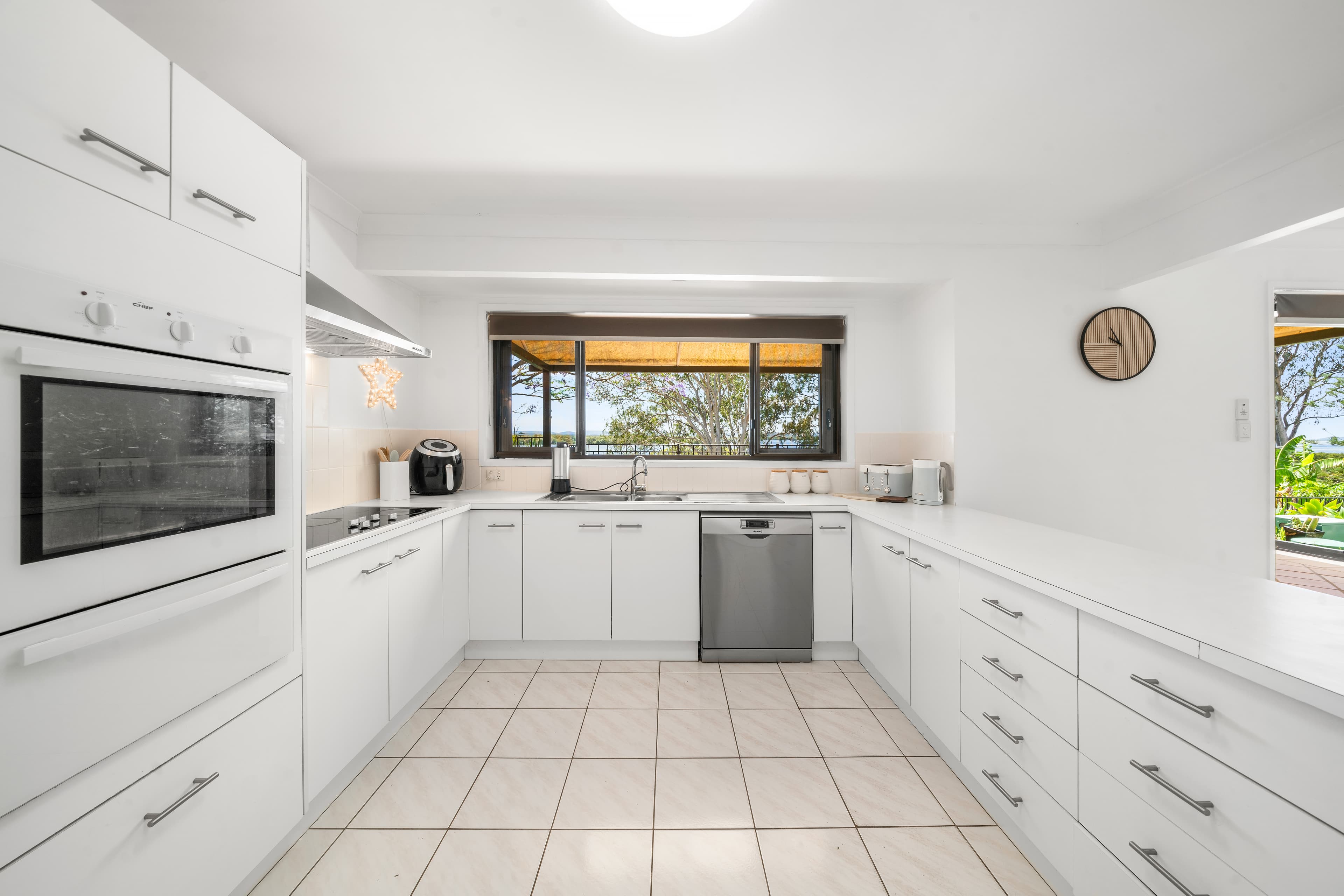 4 Vine Street, Redland Bay, Redland Bay - Thumbnail 8