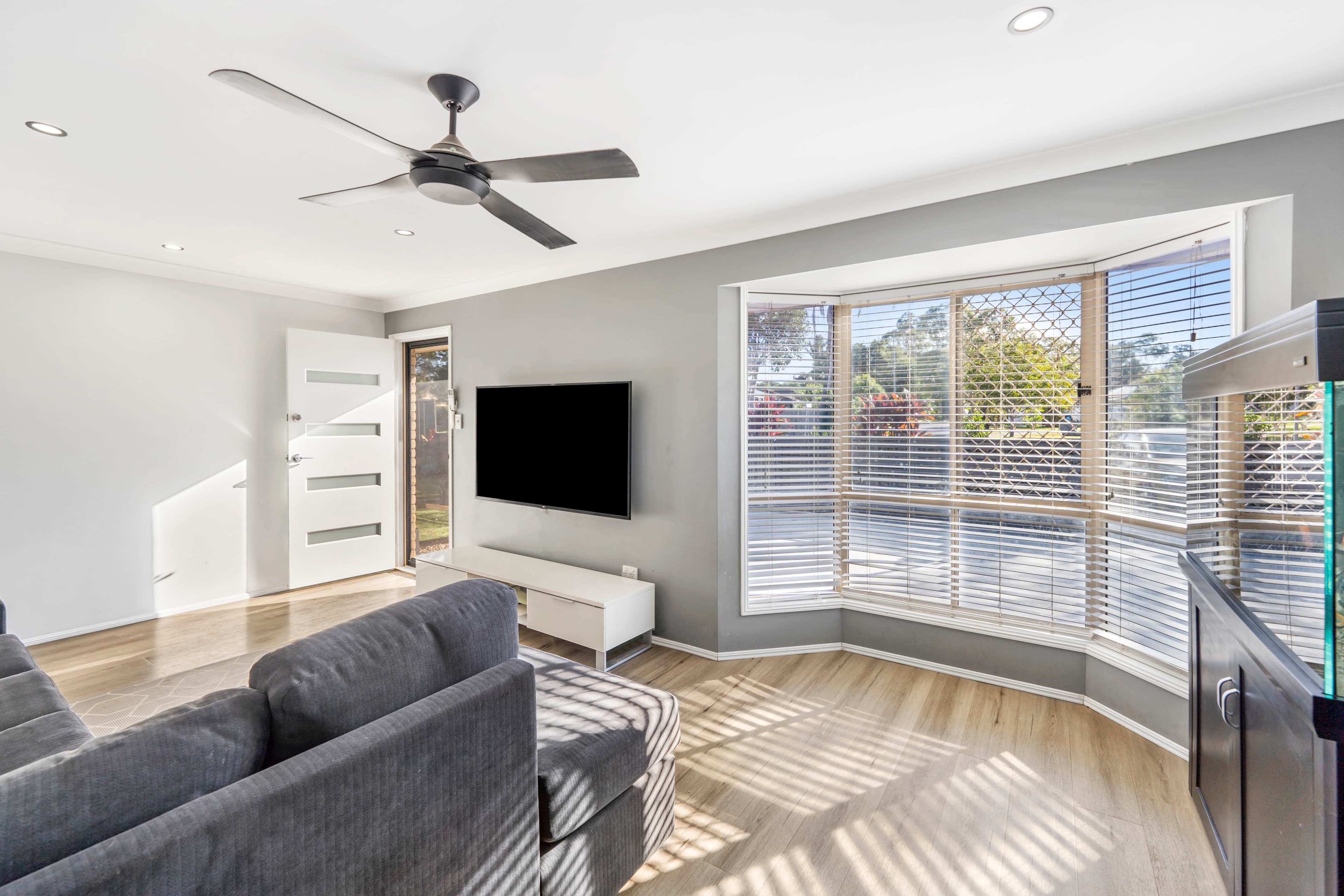 19 Babamande Street, Redland Bay, Redland Bay - Thumbnail 7