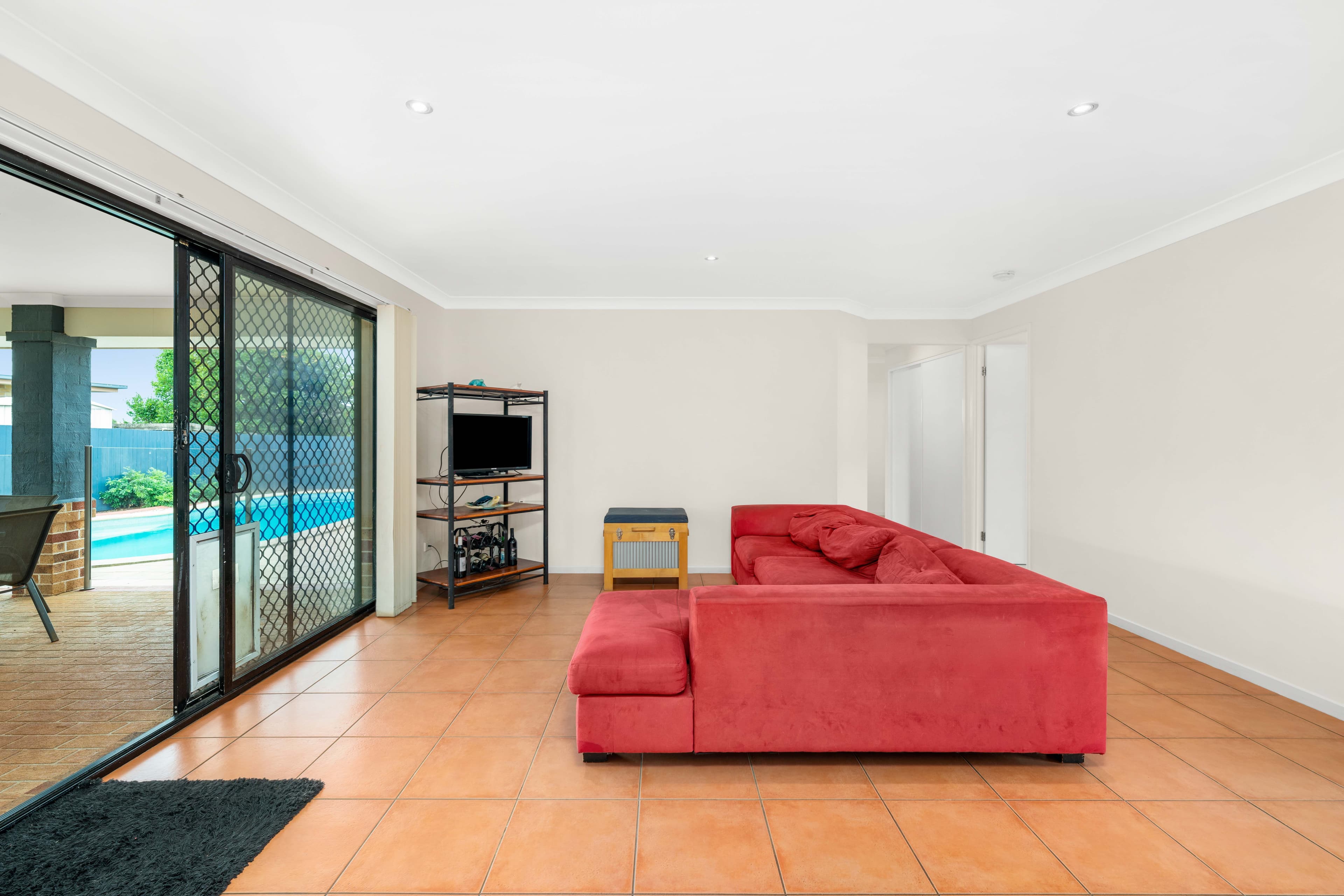 24 Hayman Street, Redland Bay, Redland Bay - Thumbnail 4