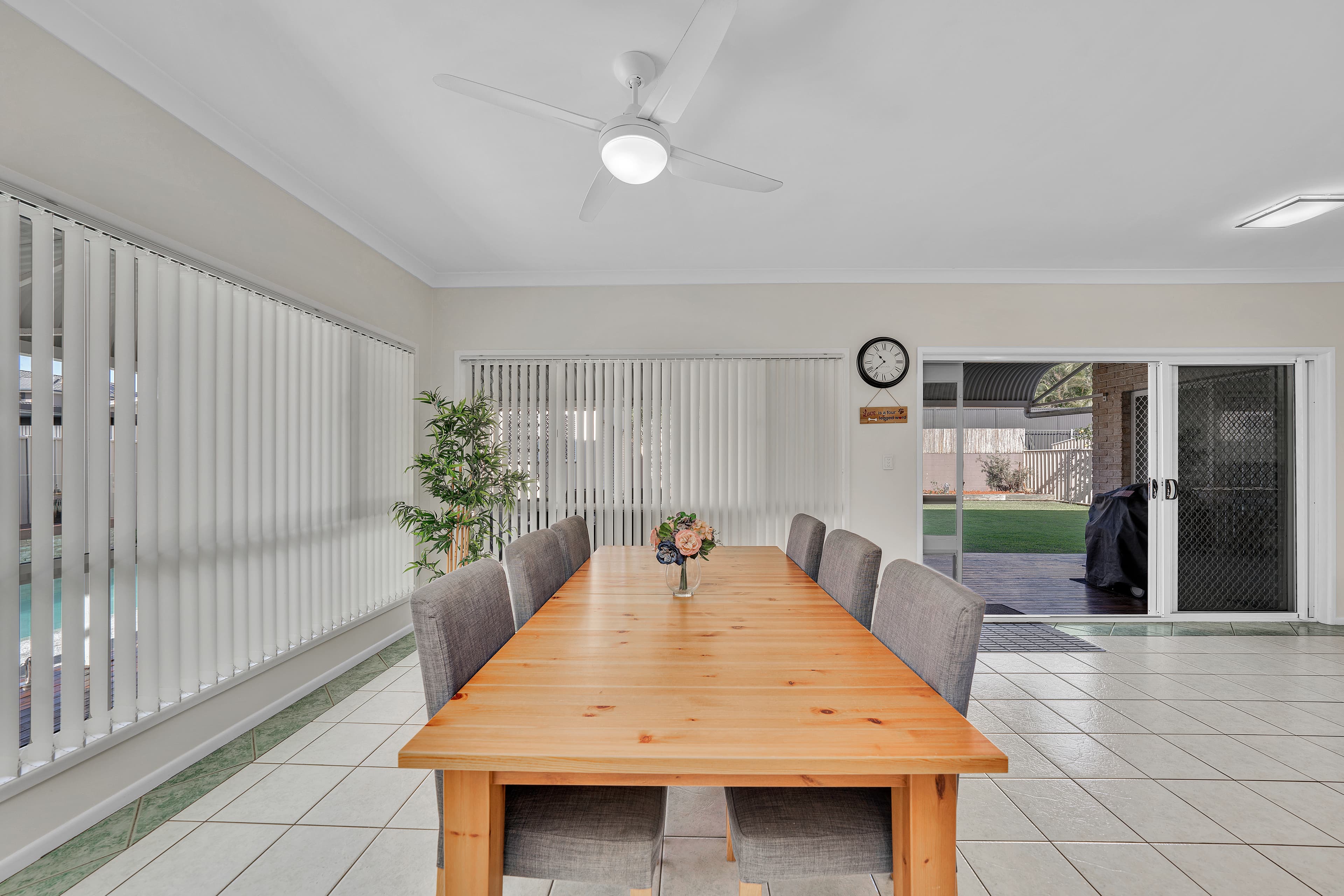 9 Newcomb Court, Redland Bay, Redland Bay - Thumbnail 7